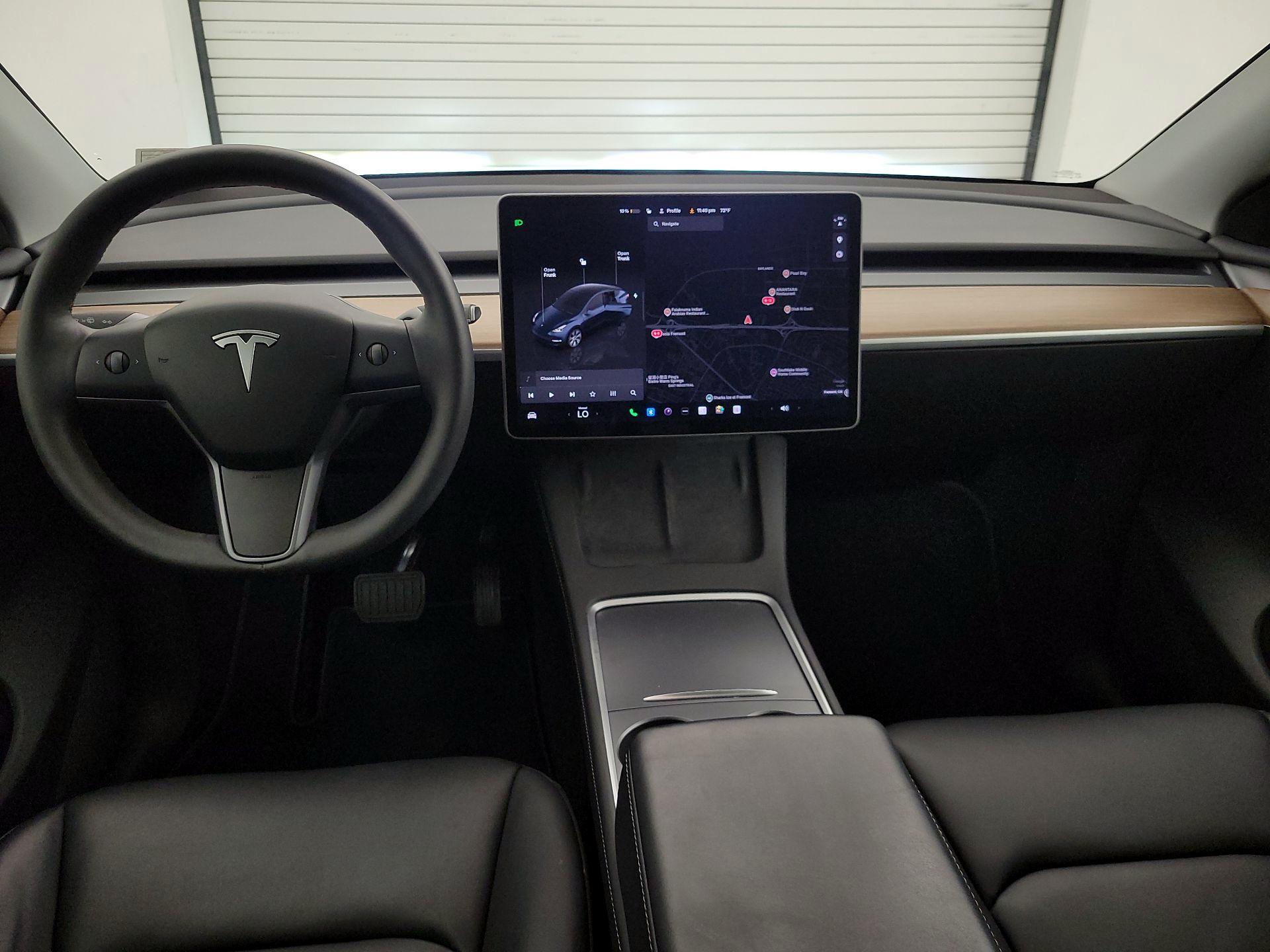 Thumbnail: 2024 Tesla Model Y - 9