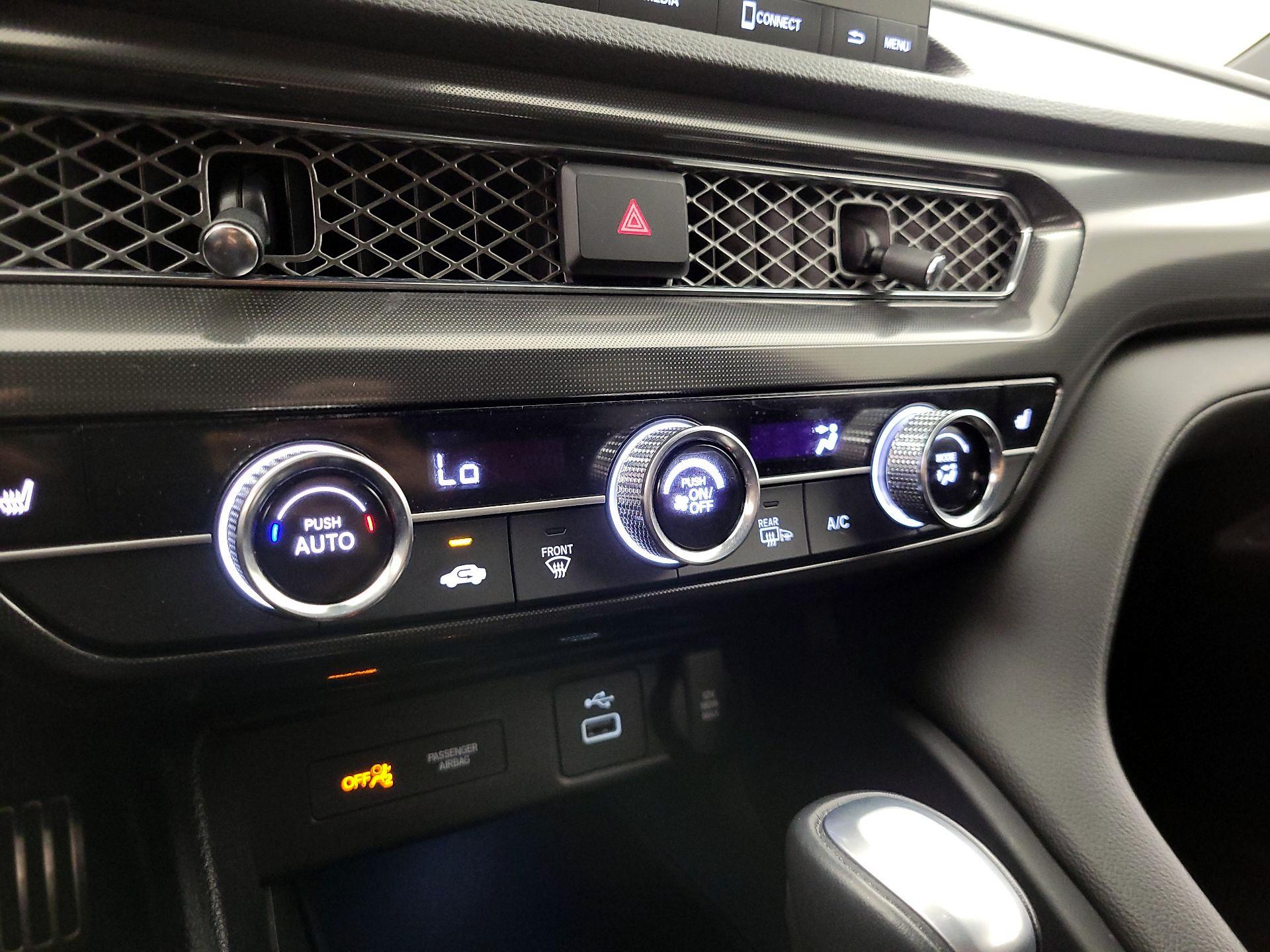 Thumbnail: 2023 Acura Integra - 16