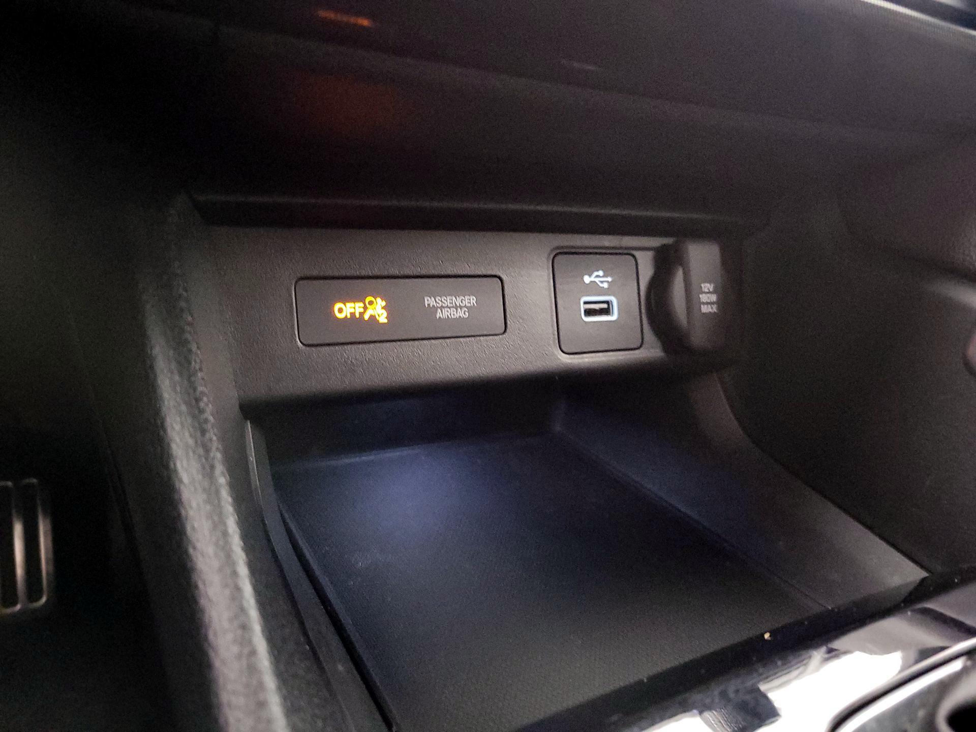 Thumbnail: 2023 Acura Integra - 18