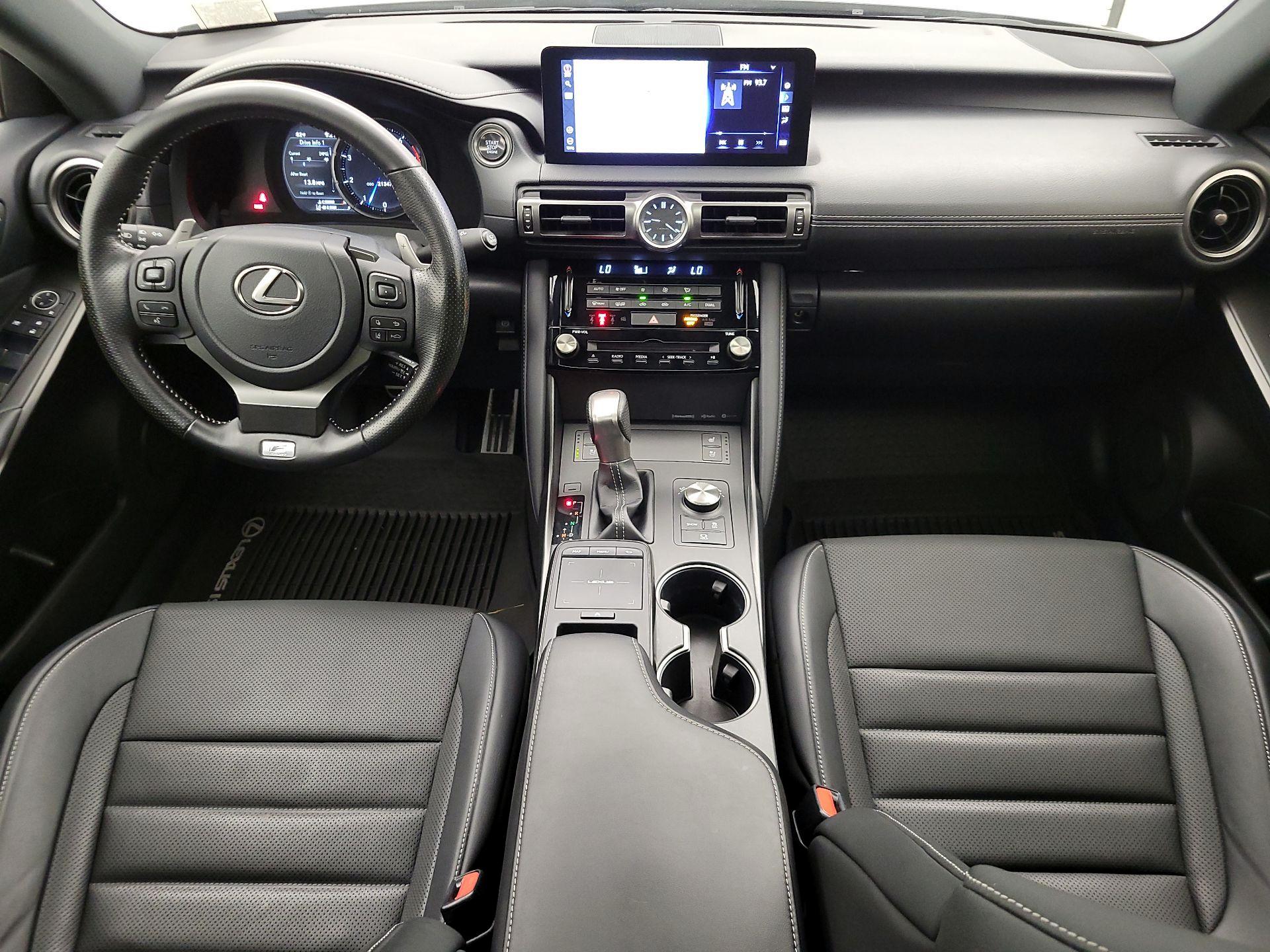 Thumbnail: 2022 Lexus IS - 9