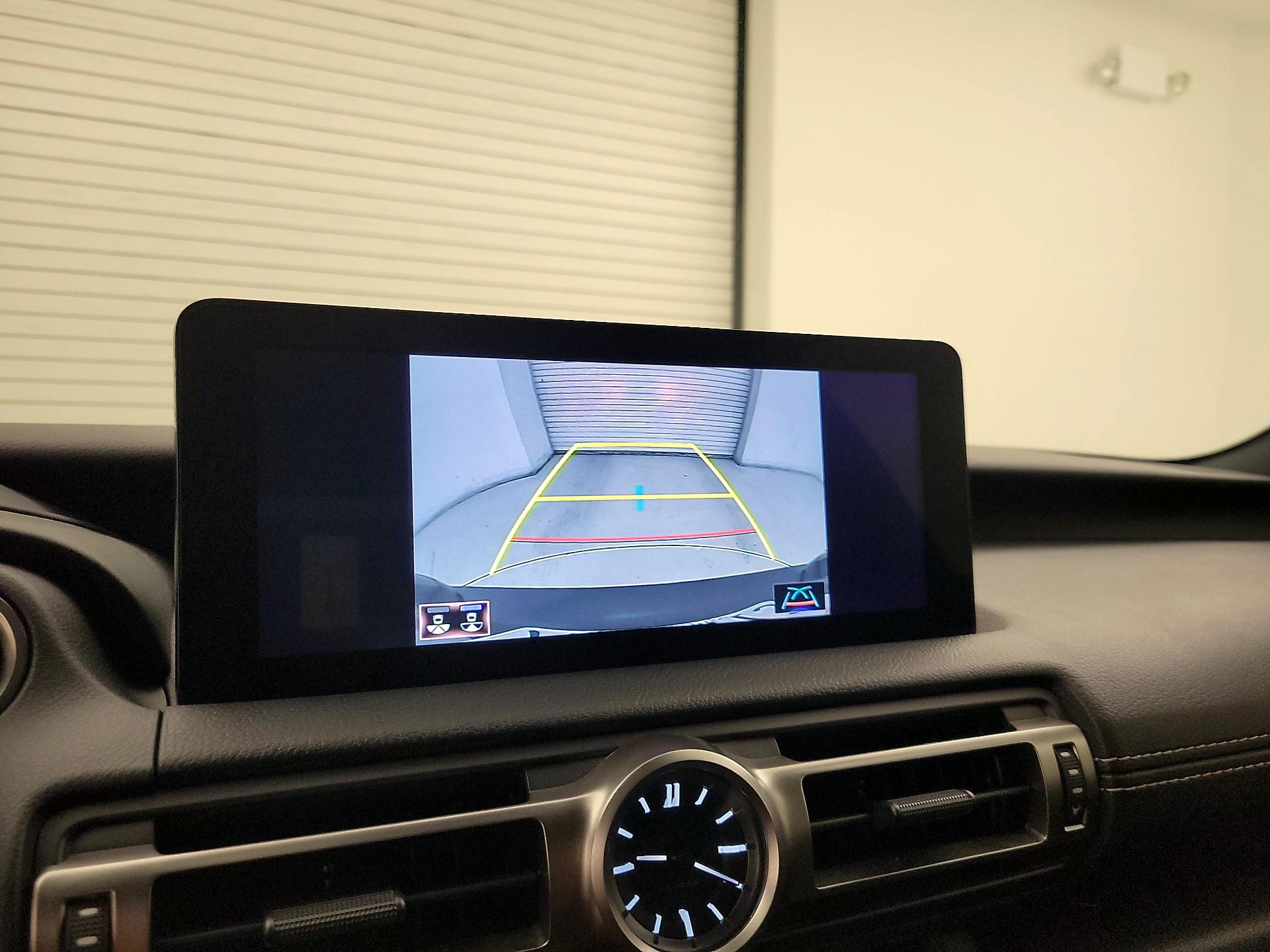 Thumbnail: 2022 Lexus IS - 15