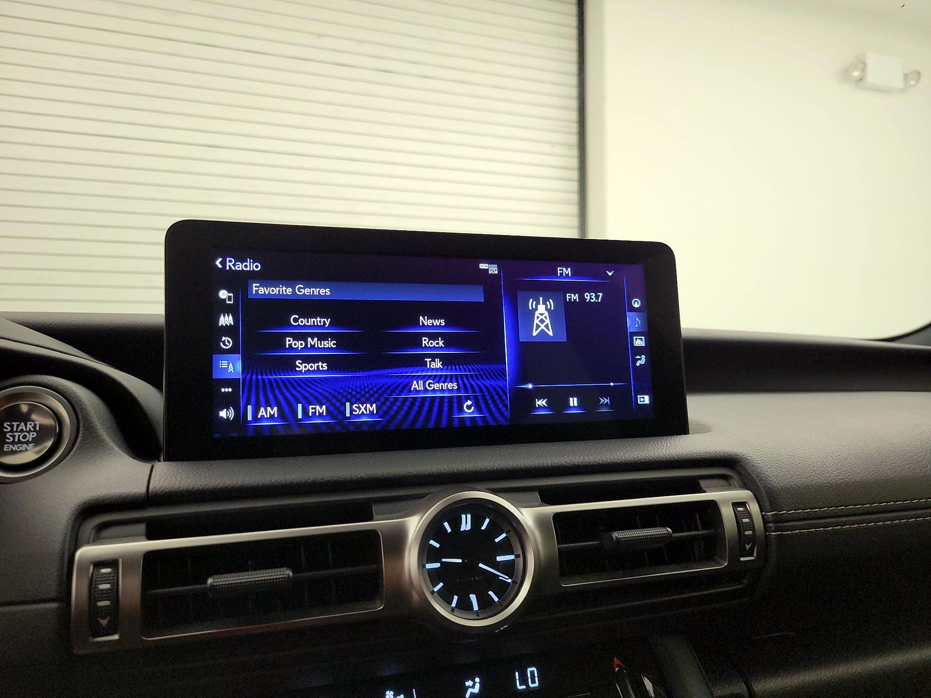 Thumbnail: 2022 Lexus IS - 16