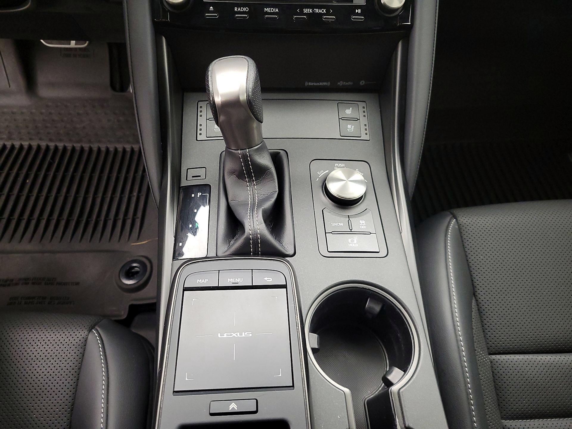 Thumbnail: 2022 Lexus IS - 18