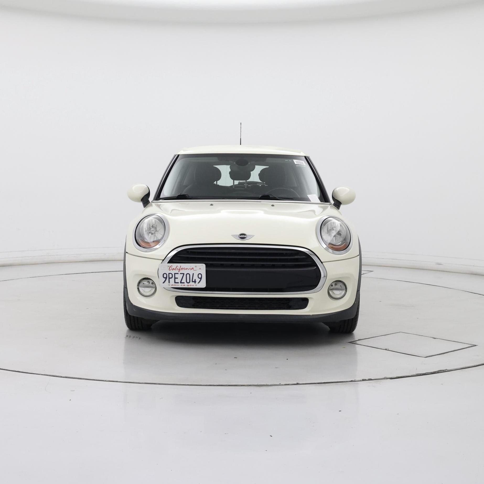 Thumbnail: 2017 MINI Cooper Hardtop - 5