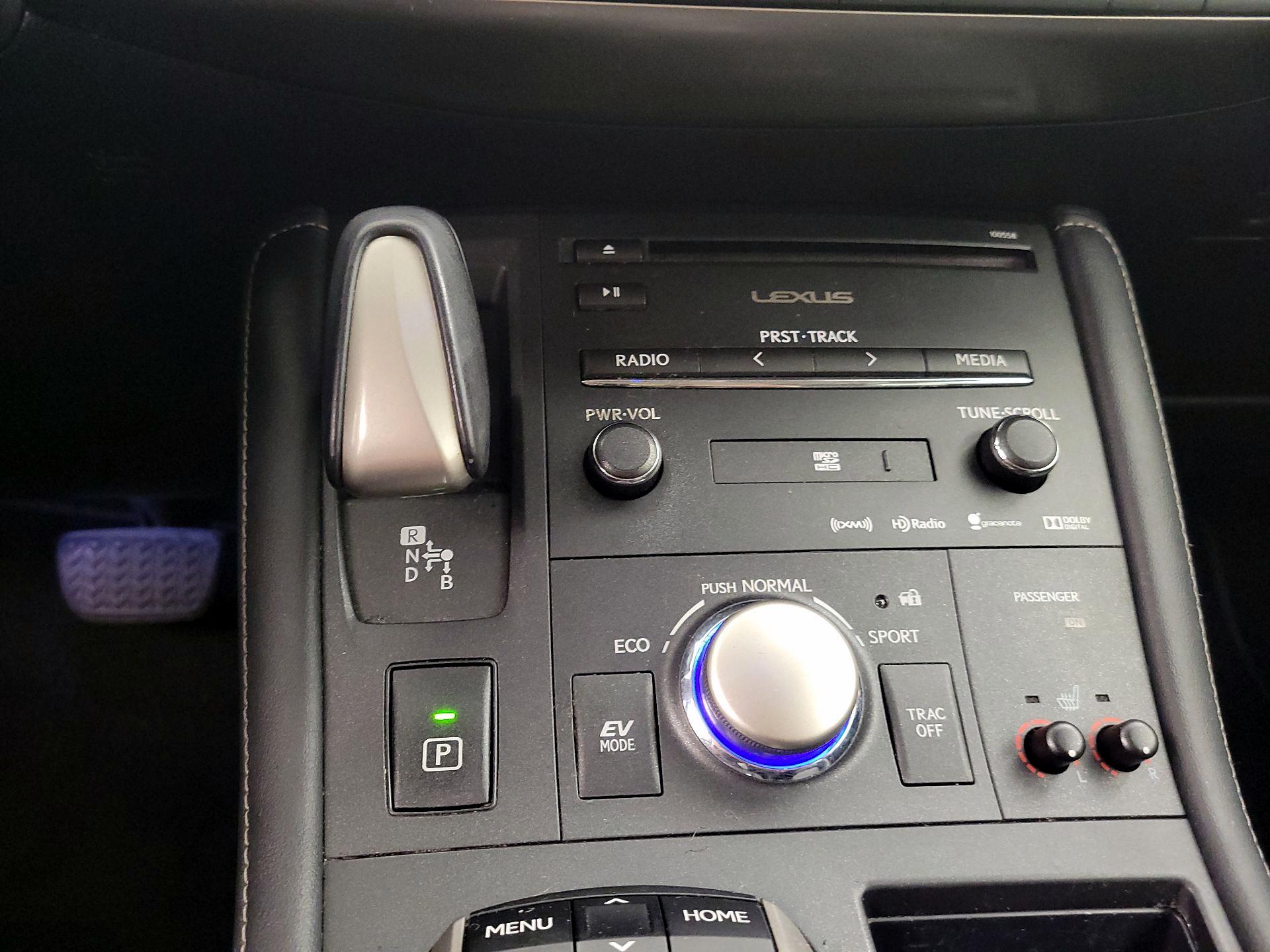 Thumbnail: 2015 Lexus CT - 16