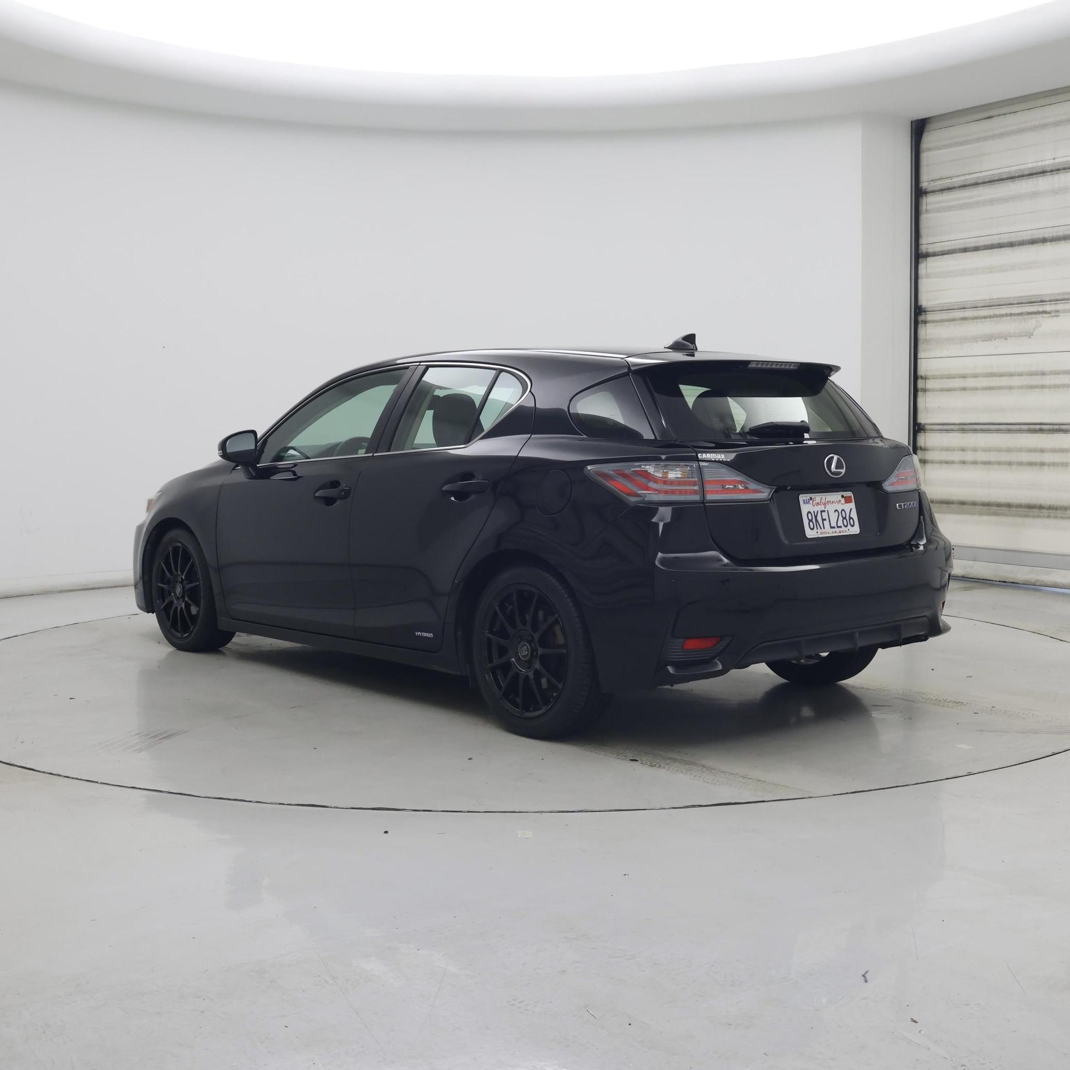 Thumbnail: 2015 Lexus CT - 2