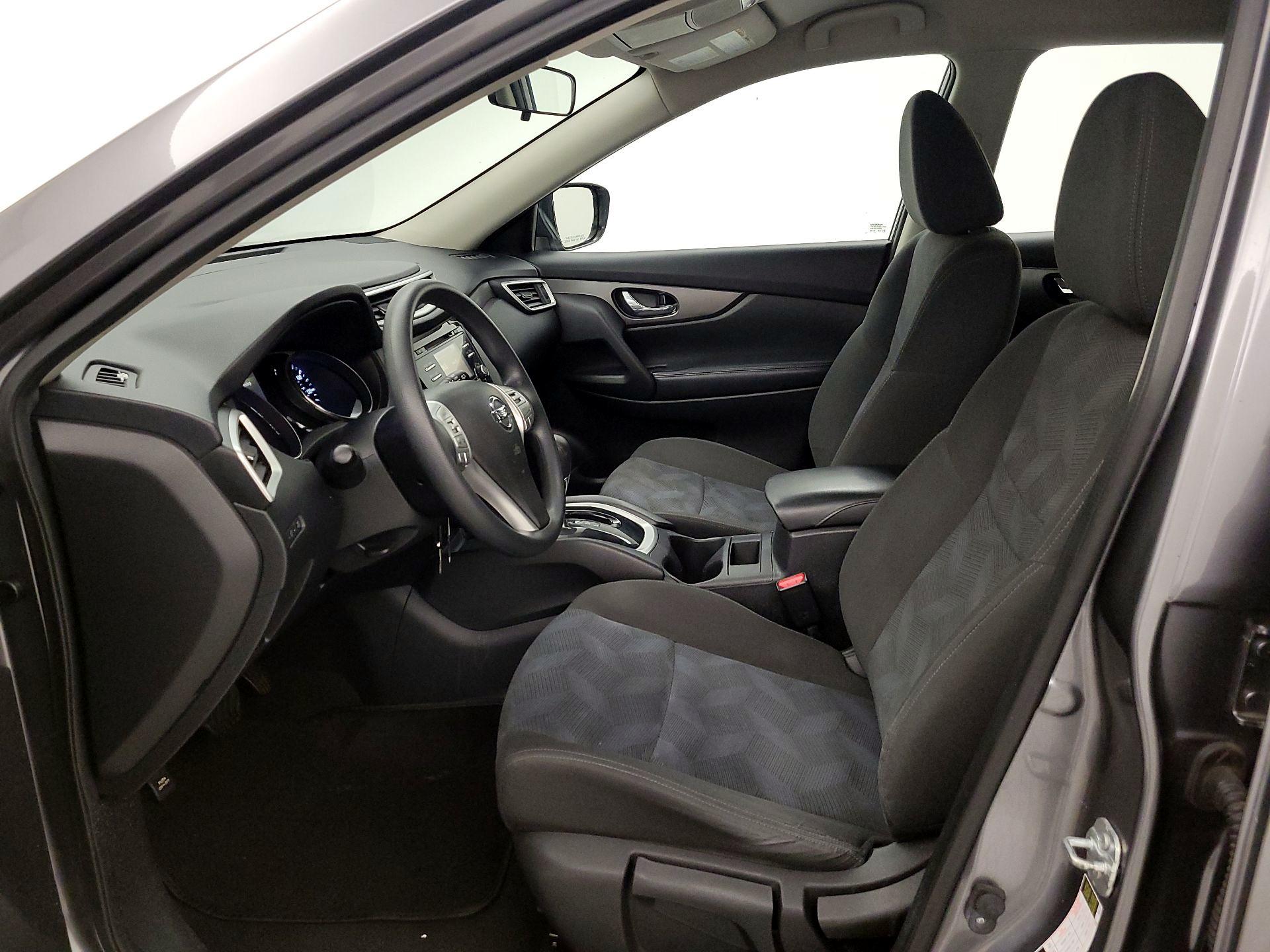 Thumbnail: 2016 Nissan Rogue - 11