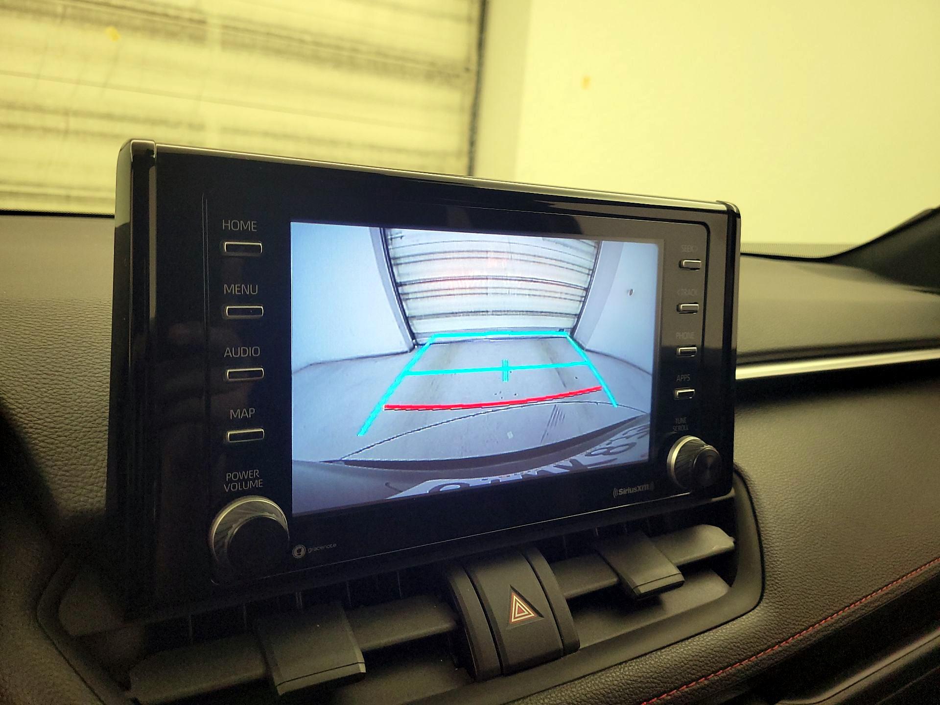 Thumbnail: 2021 Toyota RAV4 - 14