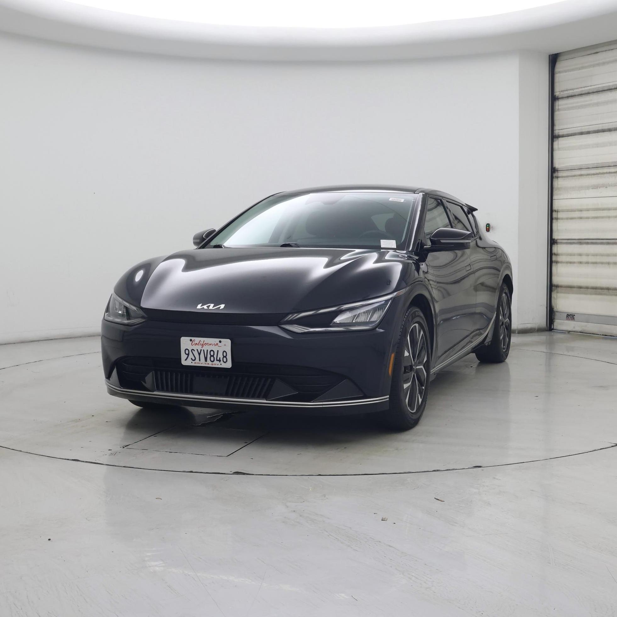 Thumbnail: 2022 Kia EV6 - 4