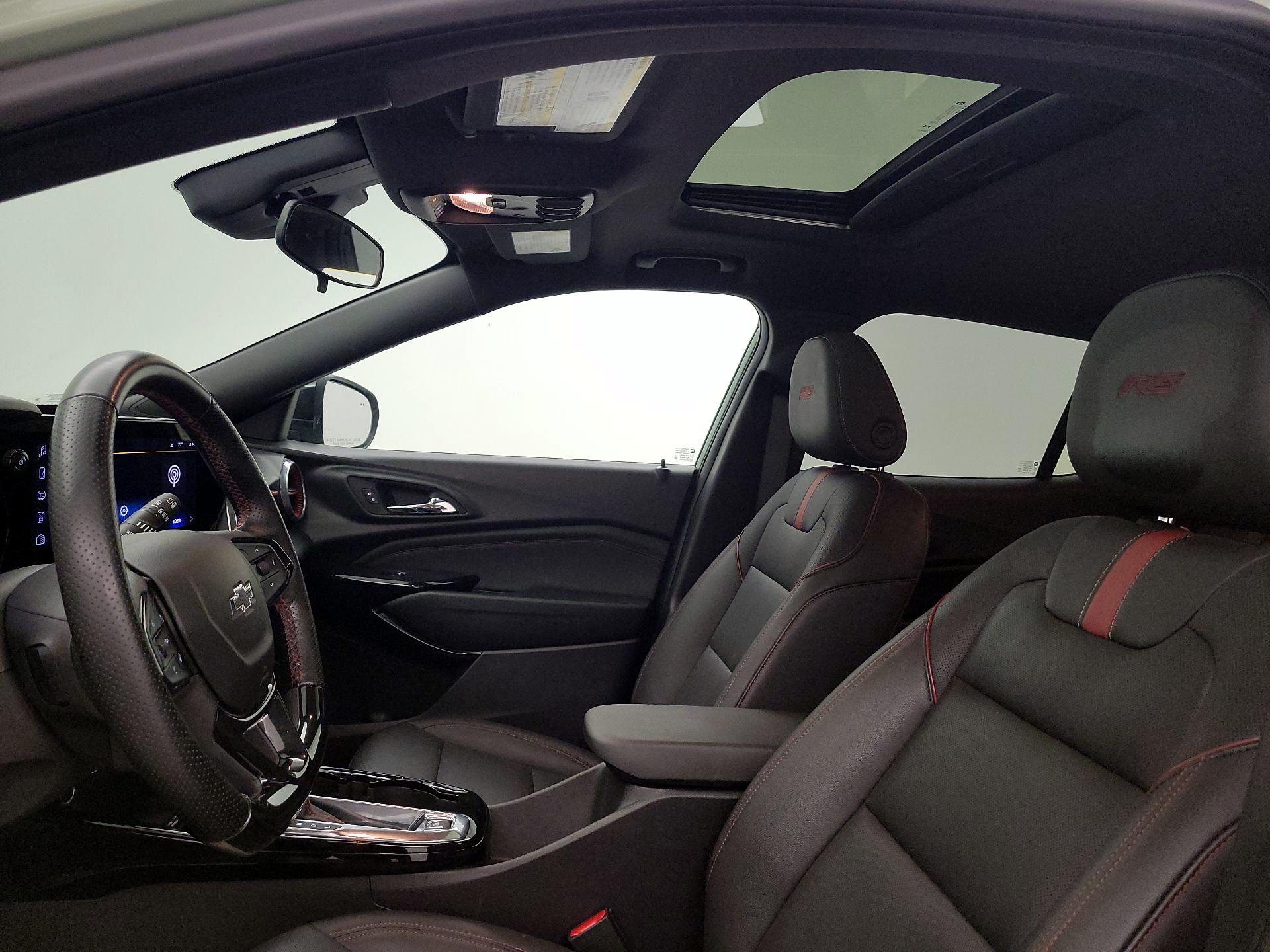 Thumbnail: 2024 Chevrolet Trax - 18