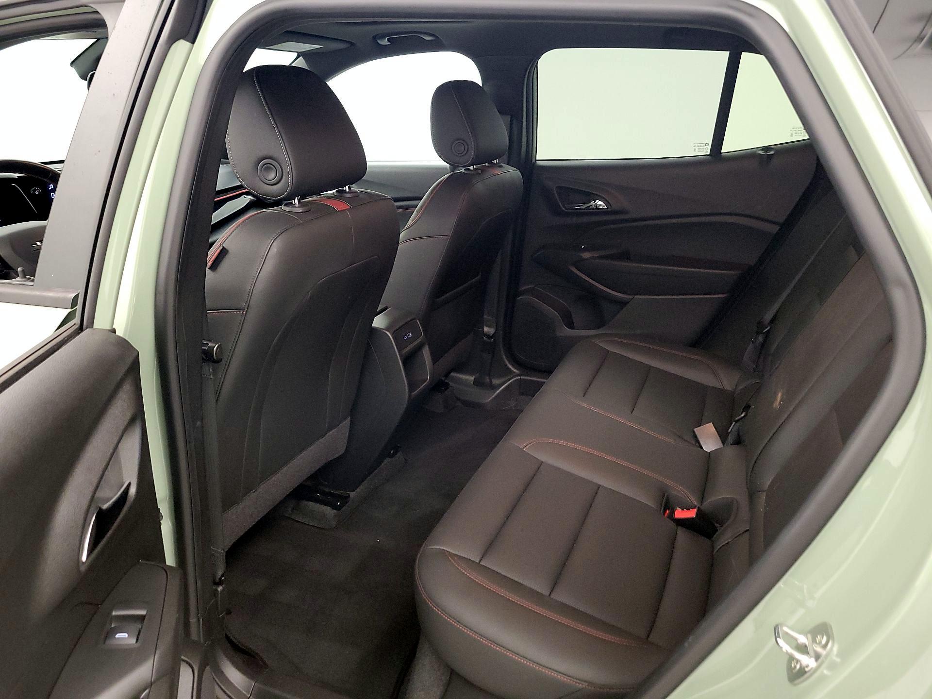 Thumbnail: 2024 Chevrolet Trax - 19