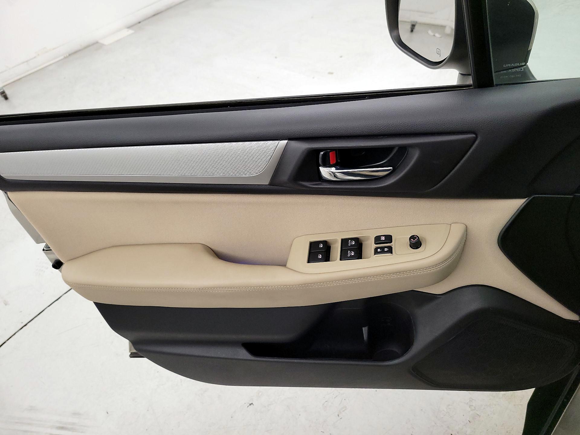 Thumbnail: 2019 Subaru Outback - 12