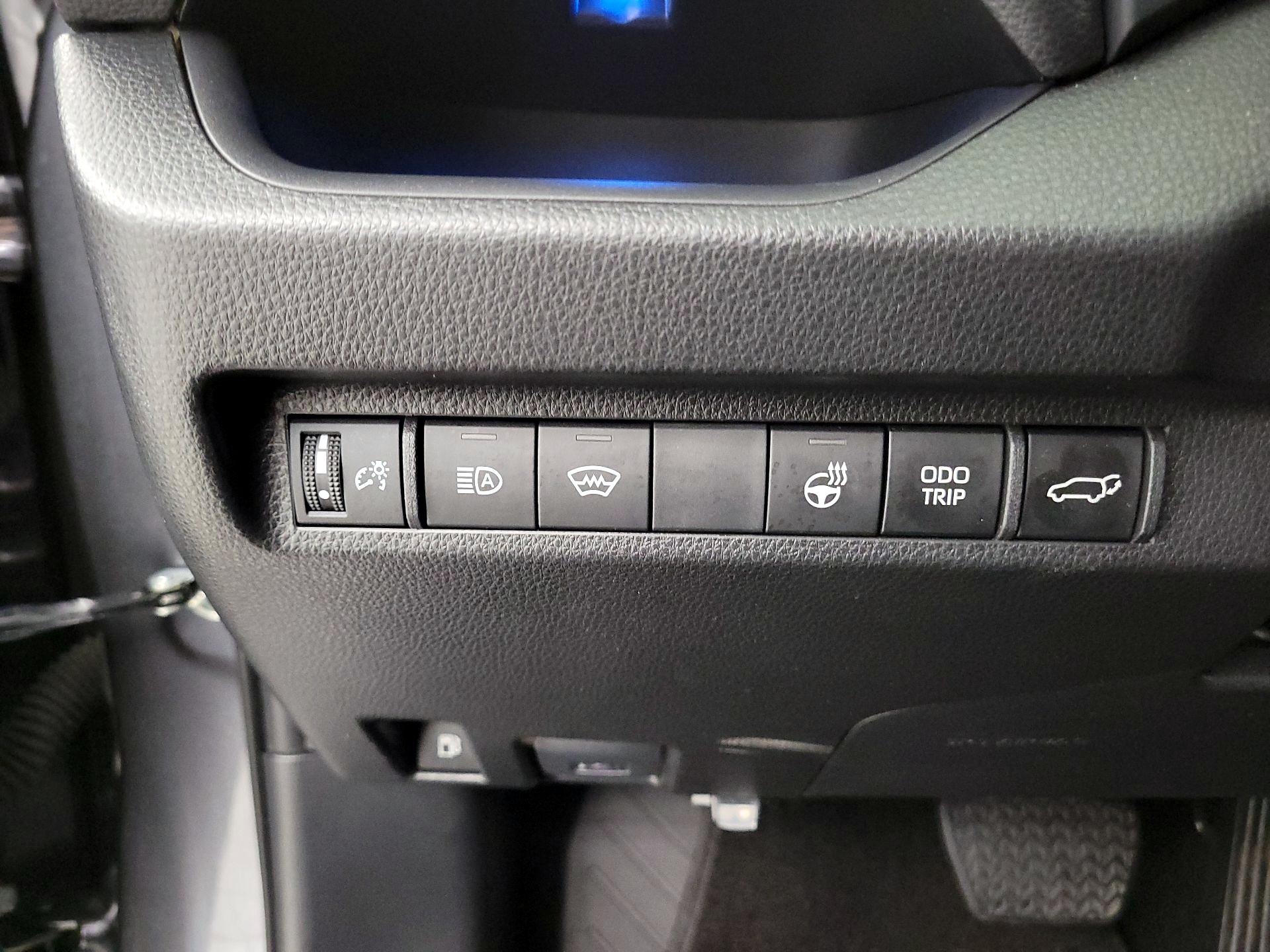 Thumbnail: 2023 Toyota RAV4 - 13