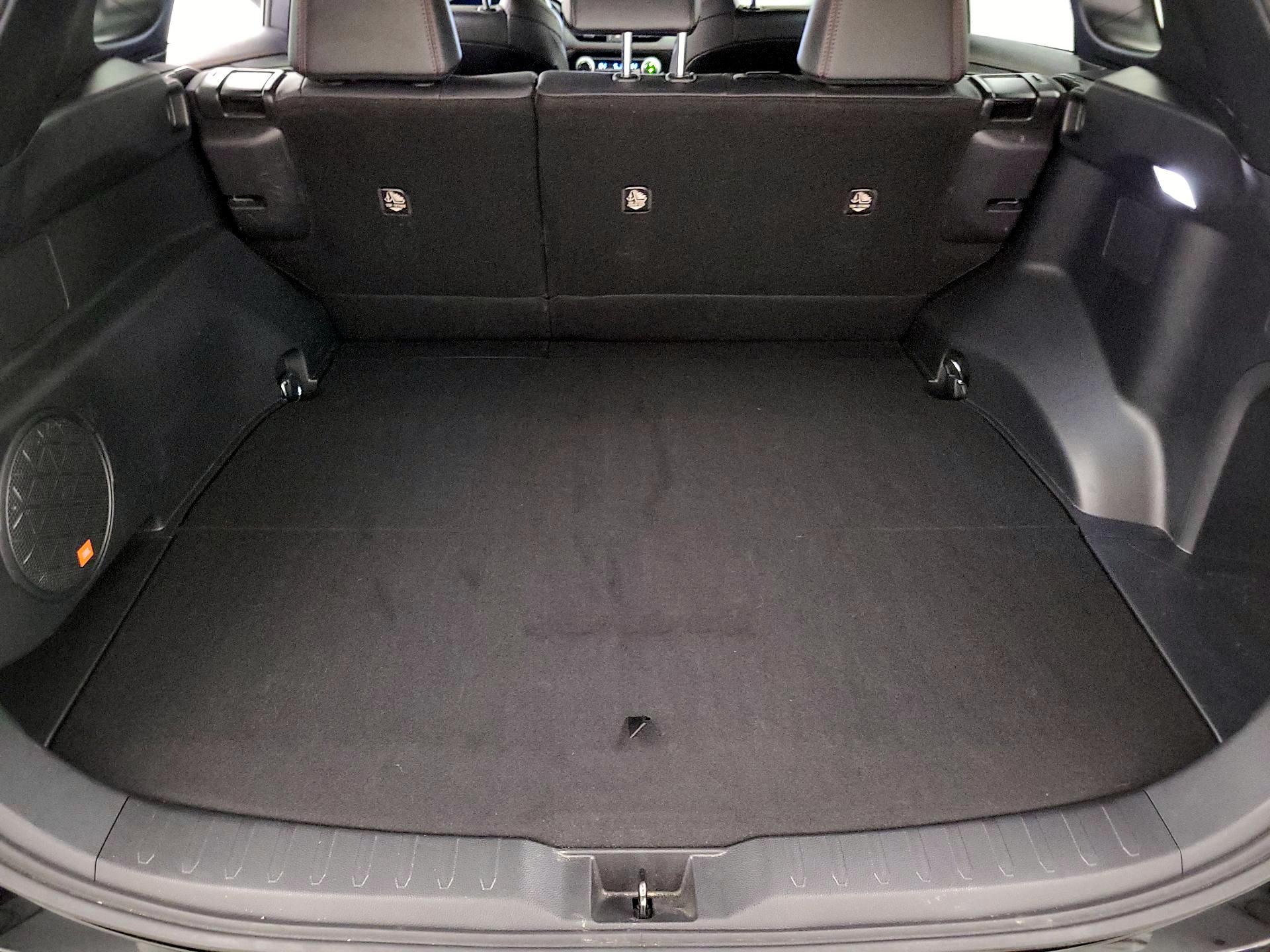 Thumbnail: 2023 Toyota RAV4 - 20