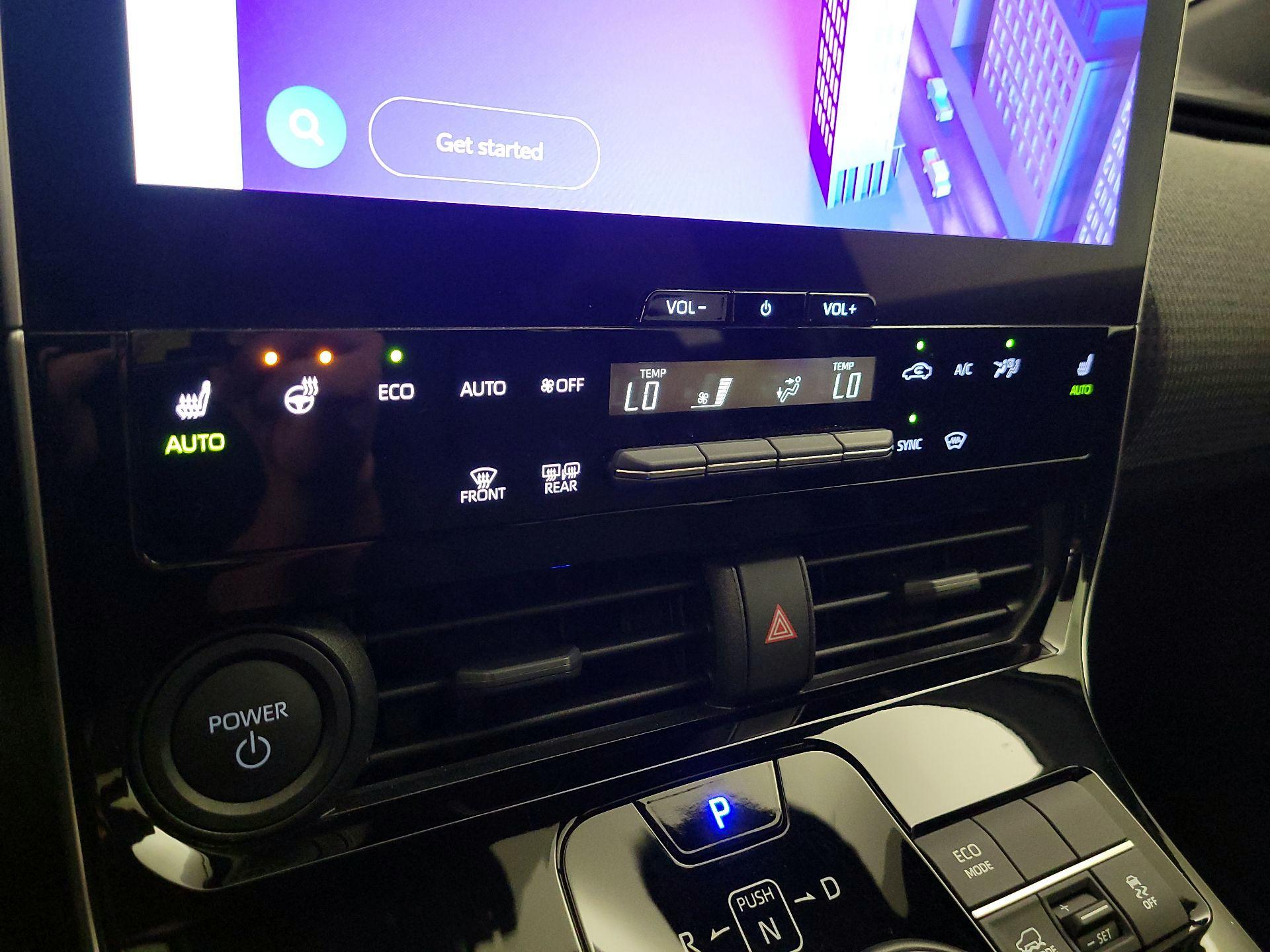 Thumbnail: 2025 Toyota bZ4X - 16