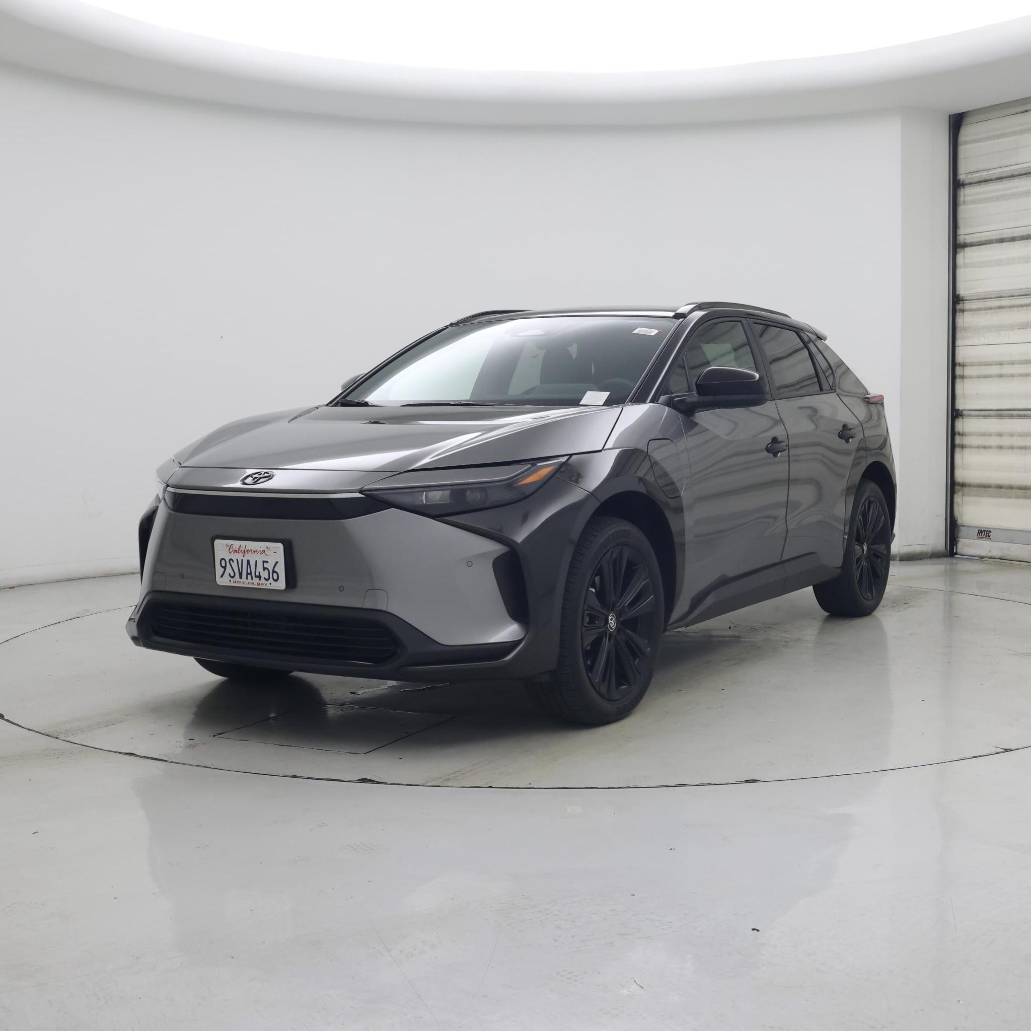 Thumbnail: 2025 Toyota bZ4X - 4