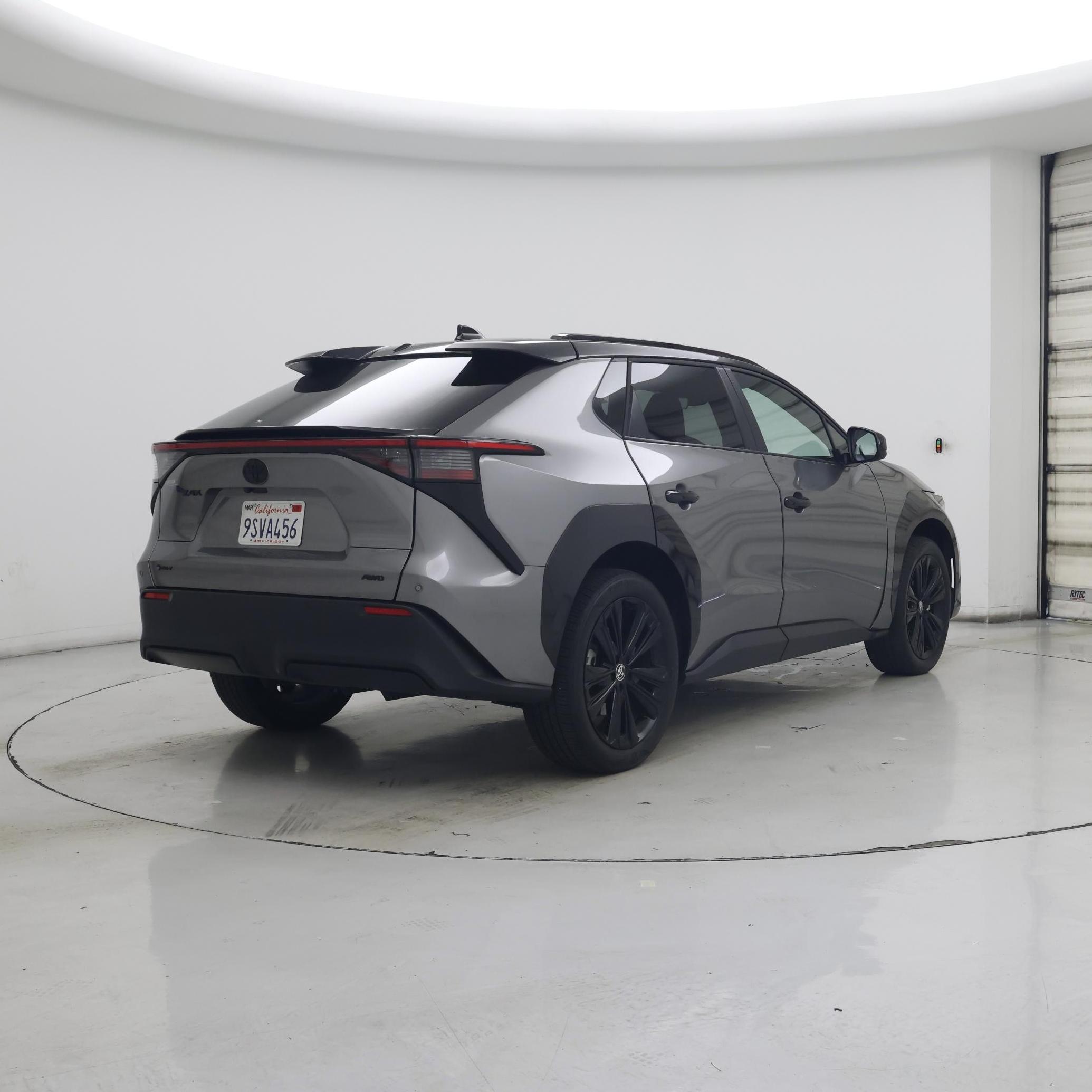 Thumbnail: 2025 Toyota bZ4X - 8