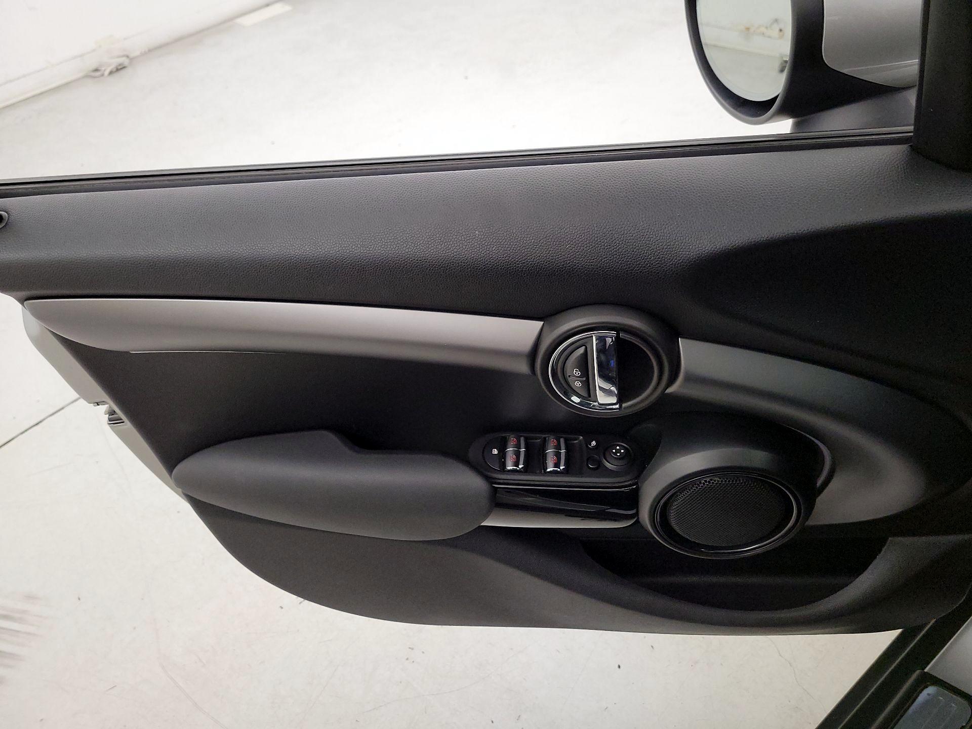 Thumbnail: 2024 MINI Cooper Hardtop - 12