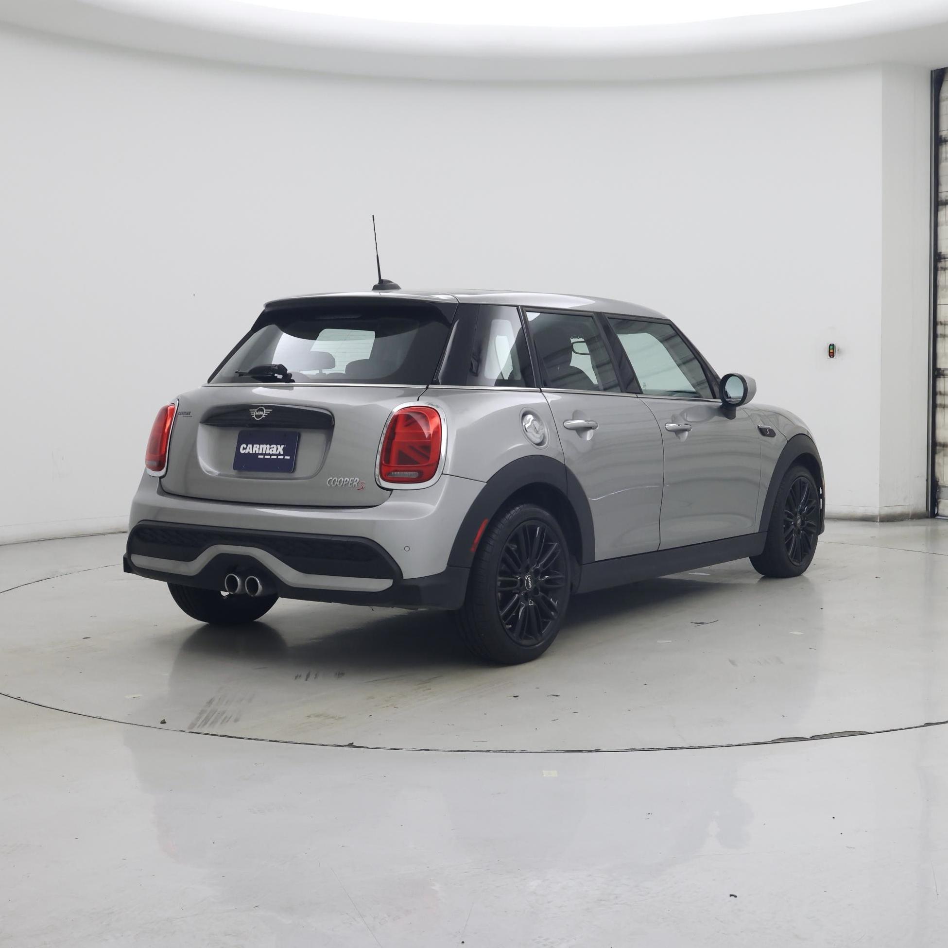 Thumbnail: 2024 MINI Cooper Hardtop - 8