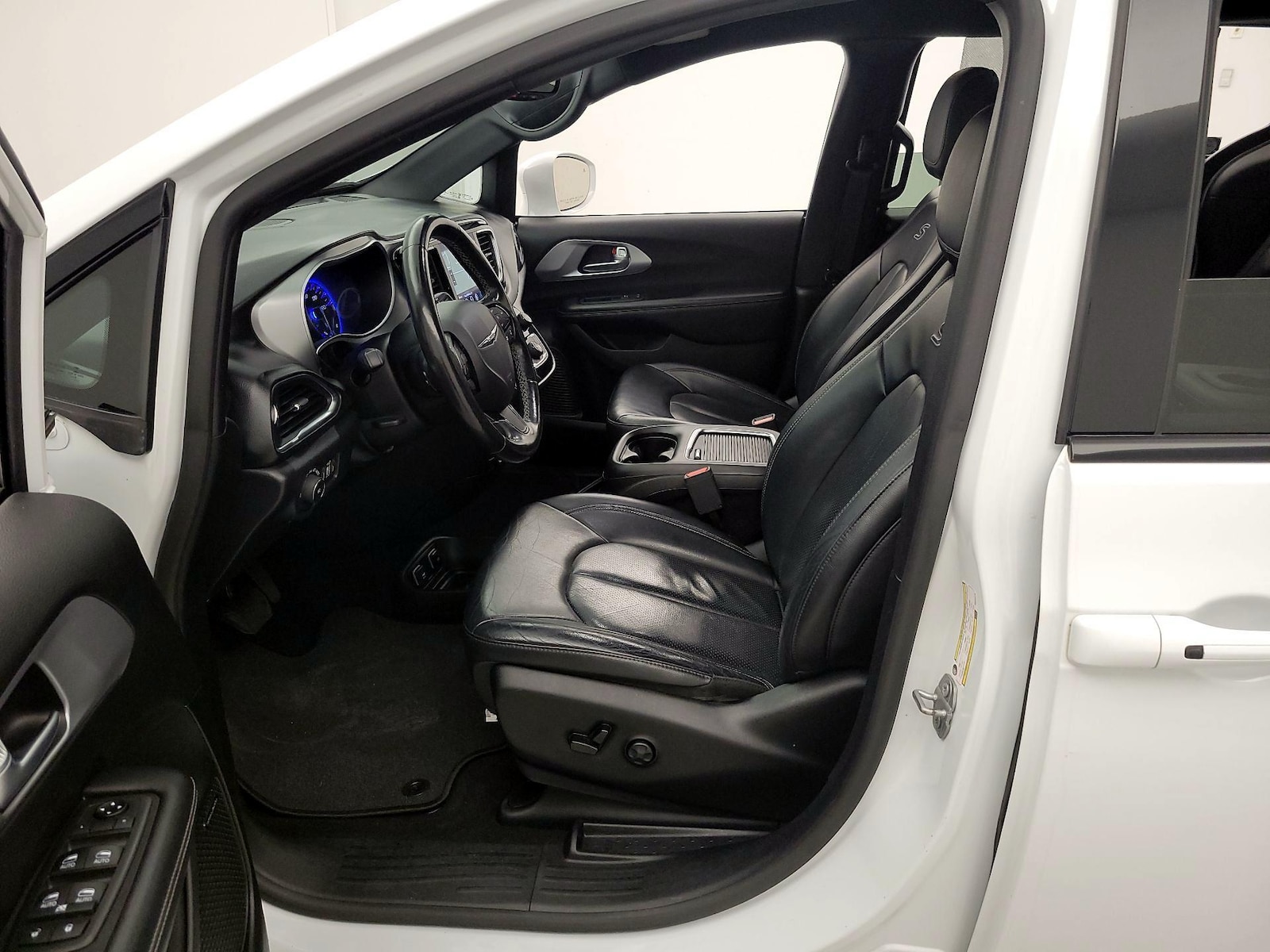 2019 Chrysler Pacifica Touring L Plus - Photo 12