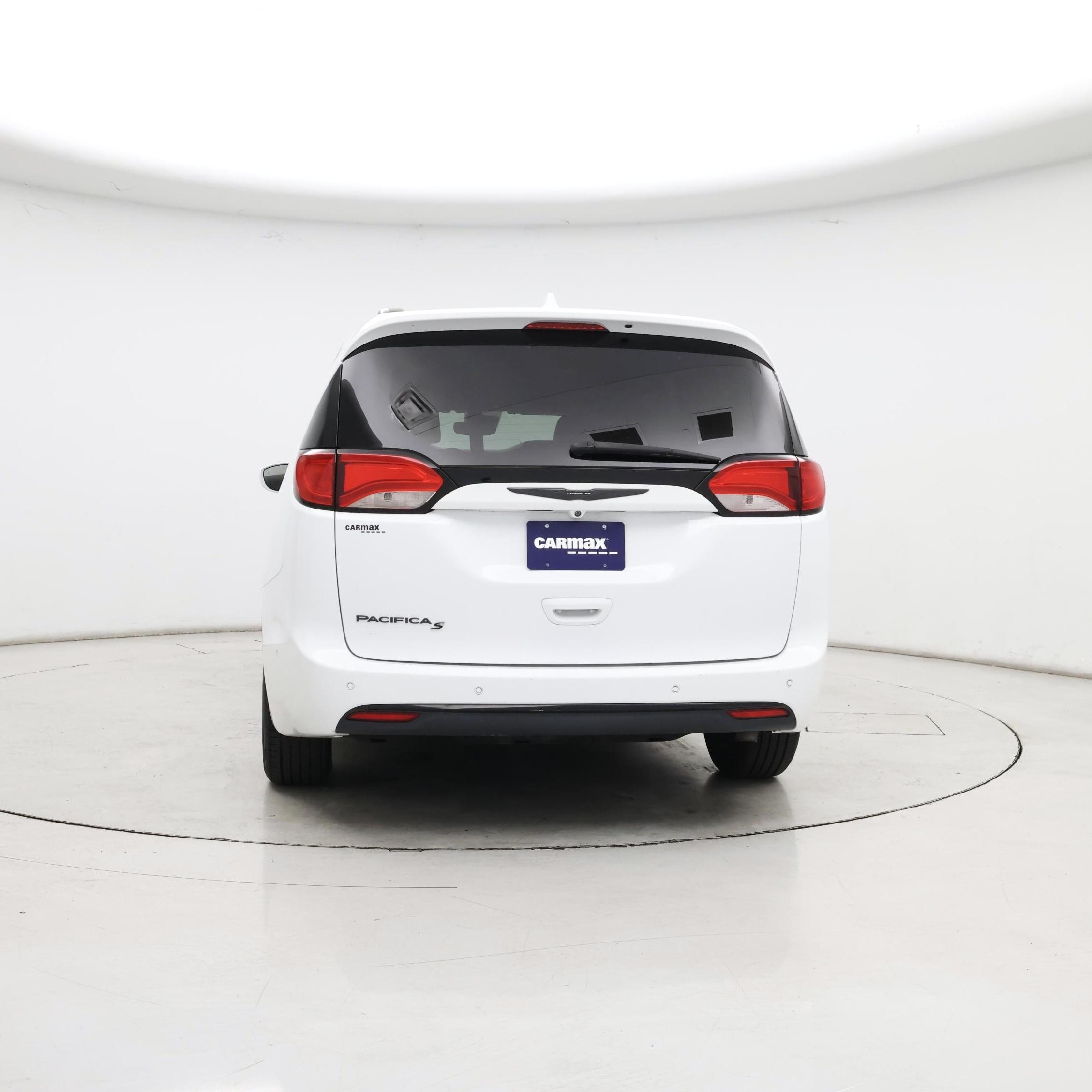 Thumbnail: 2019 Chrysler Pacifica - 6