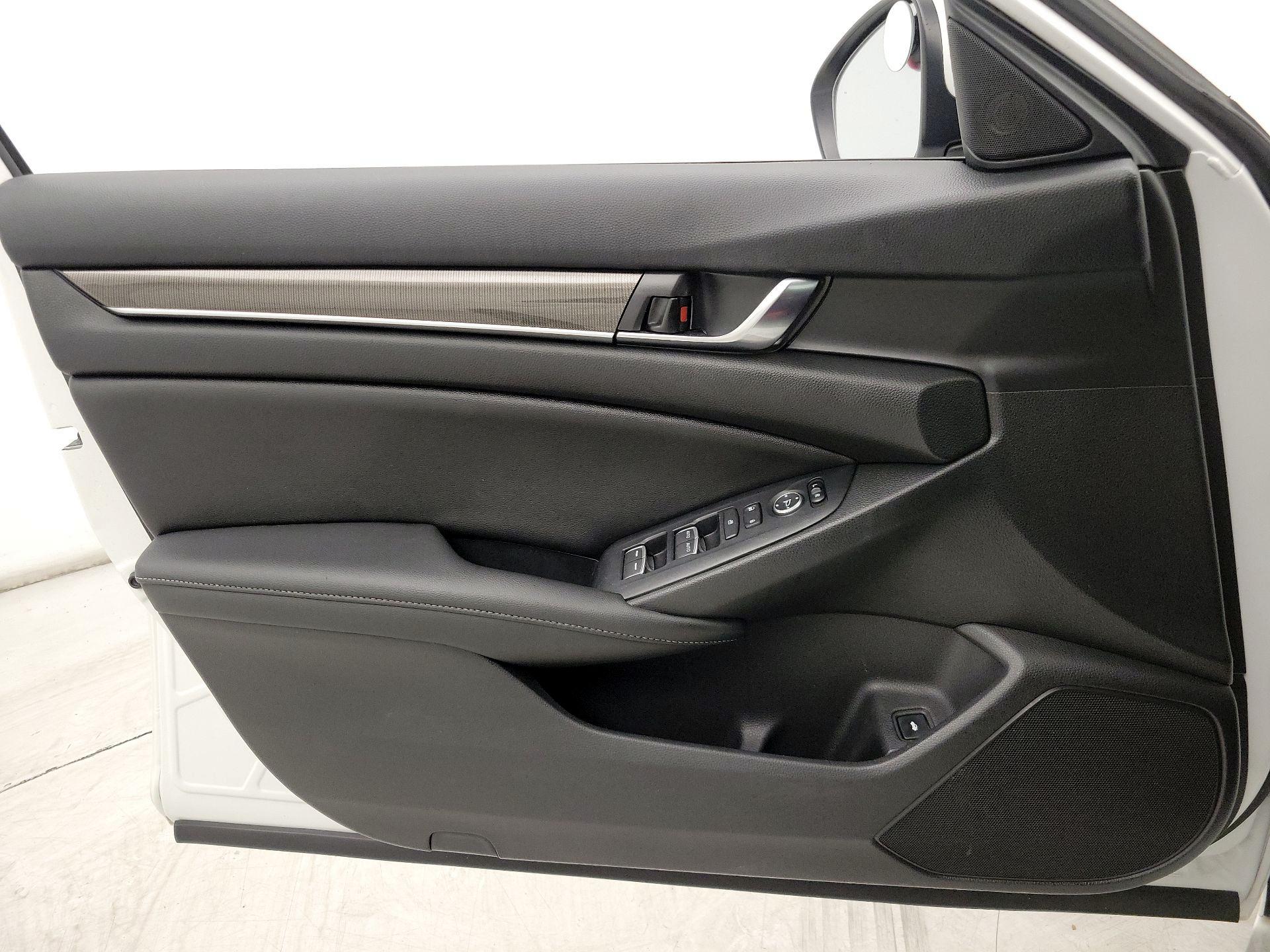 Thumbnail: 2020 Honda Accord - 12