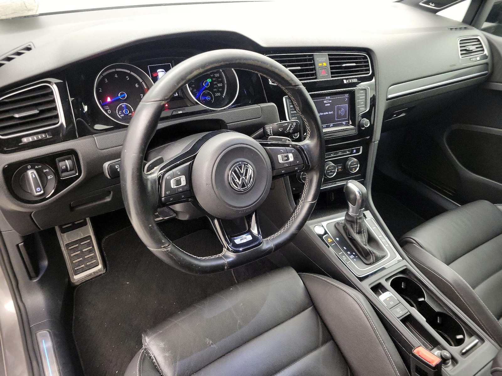 2015 Volkswagen Golf R R - Photo 10