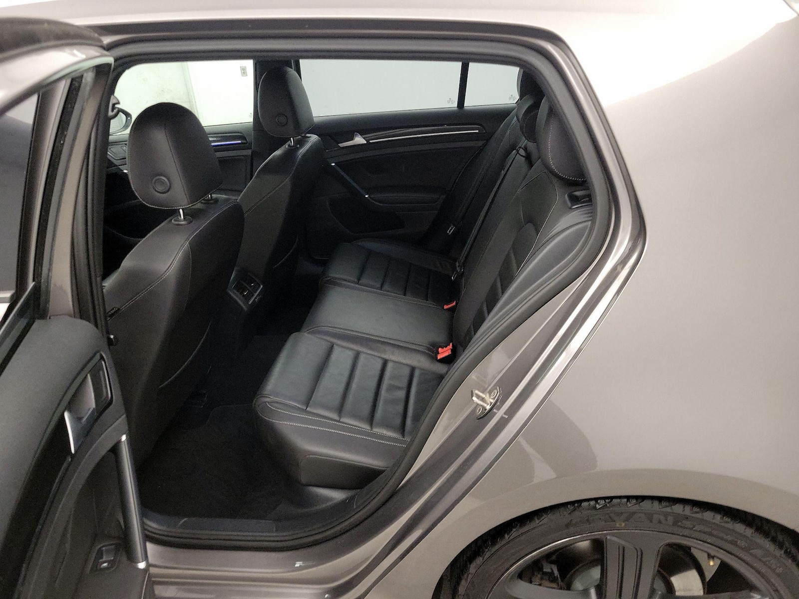2015 Volkswagen Golf R R - Photo 20