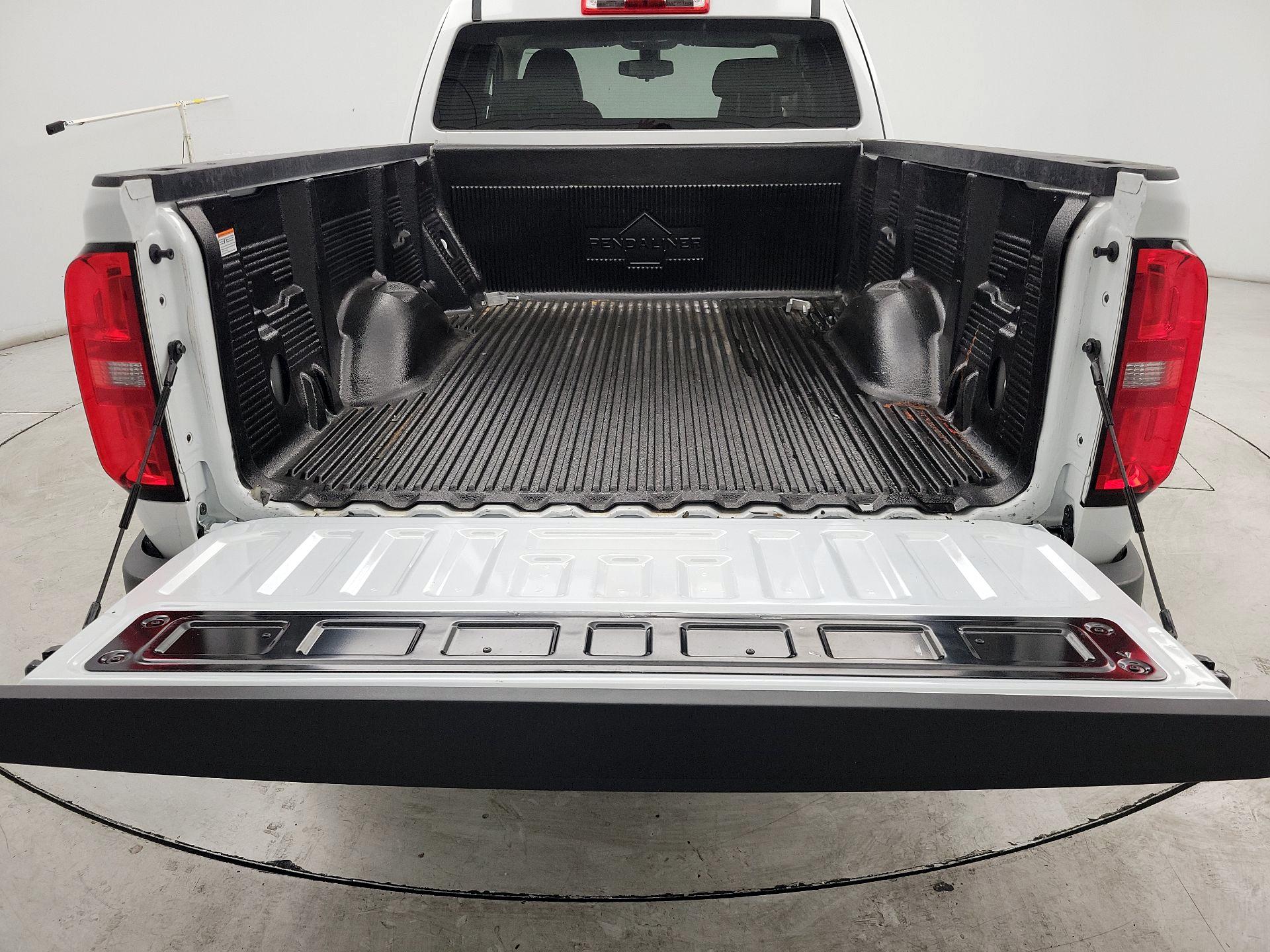 Thumbnail: 2019 Chevrolet Colorado - 20