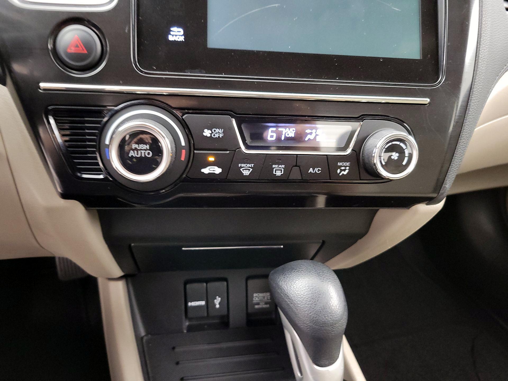 Thumbnail: 2015 Honda Civic - 16