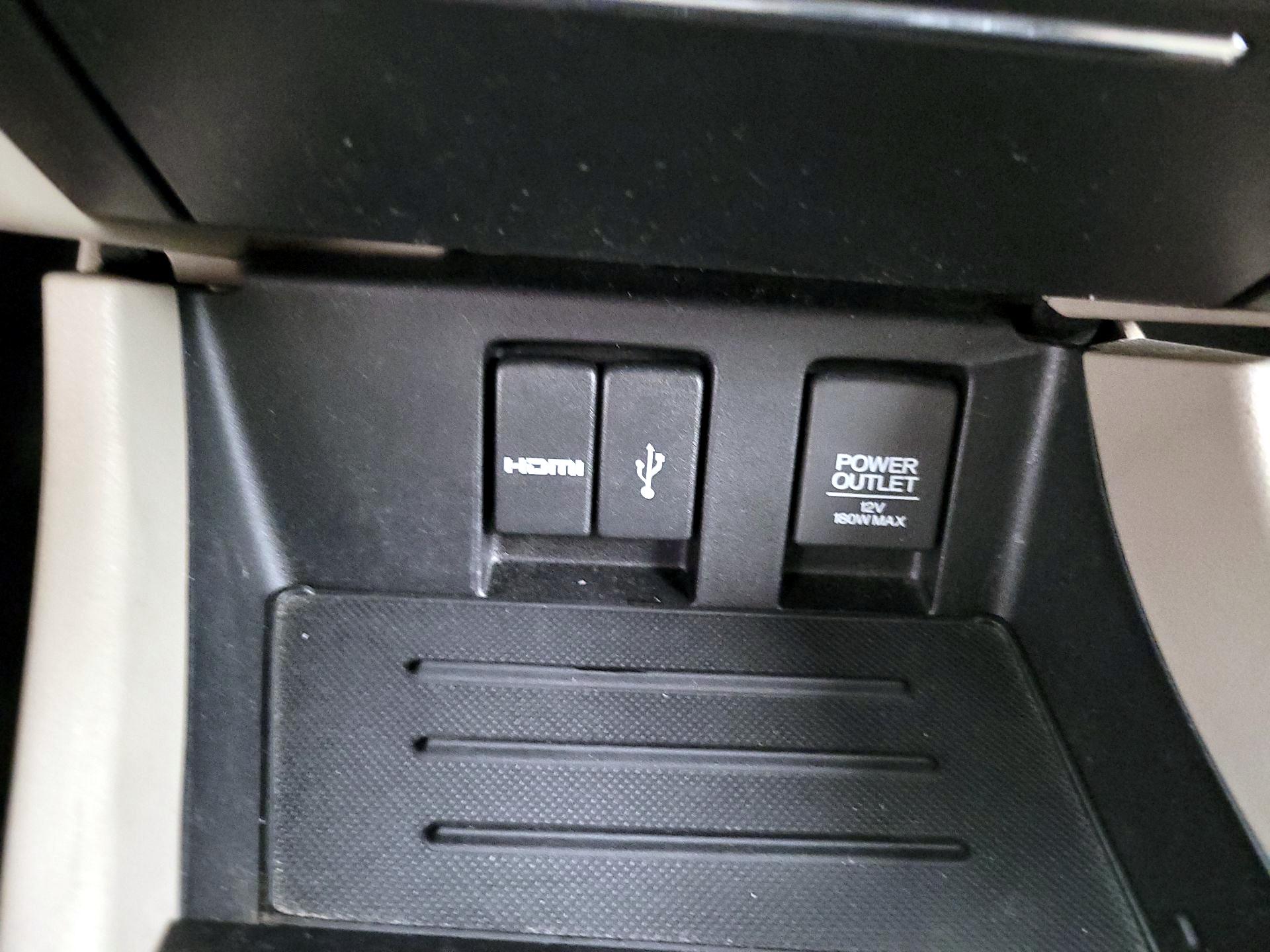 Thumbnail: 2015 Honda Civic - 18