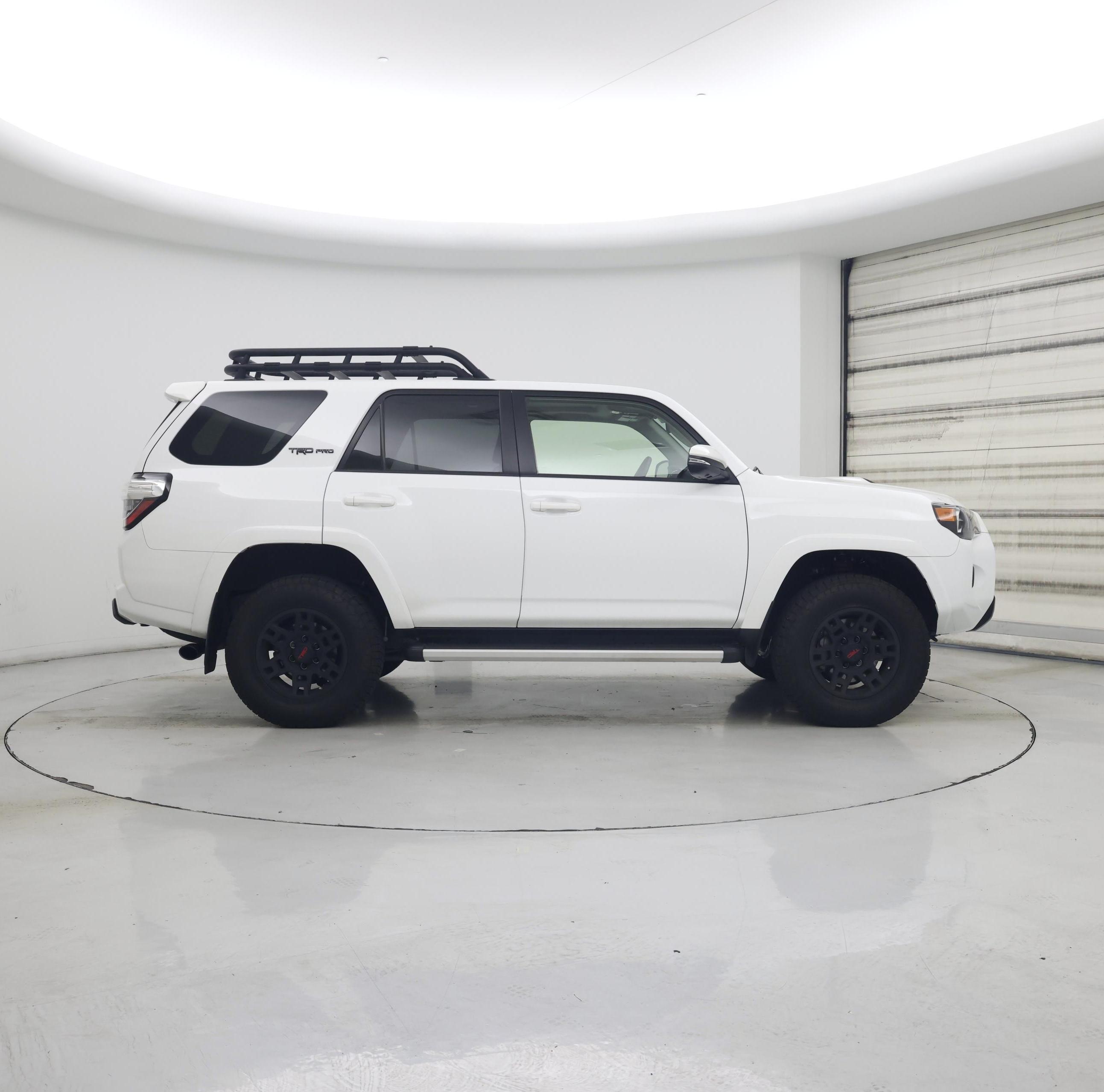 Thumbnail: 2024 Toyota 4Runner - 7