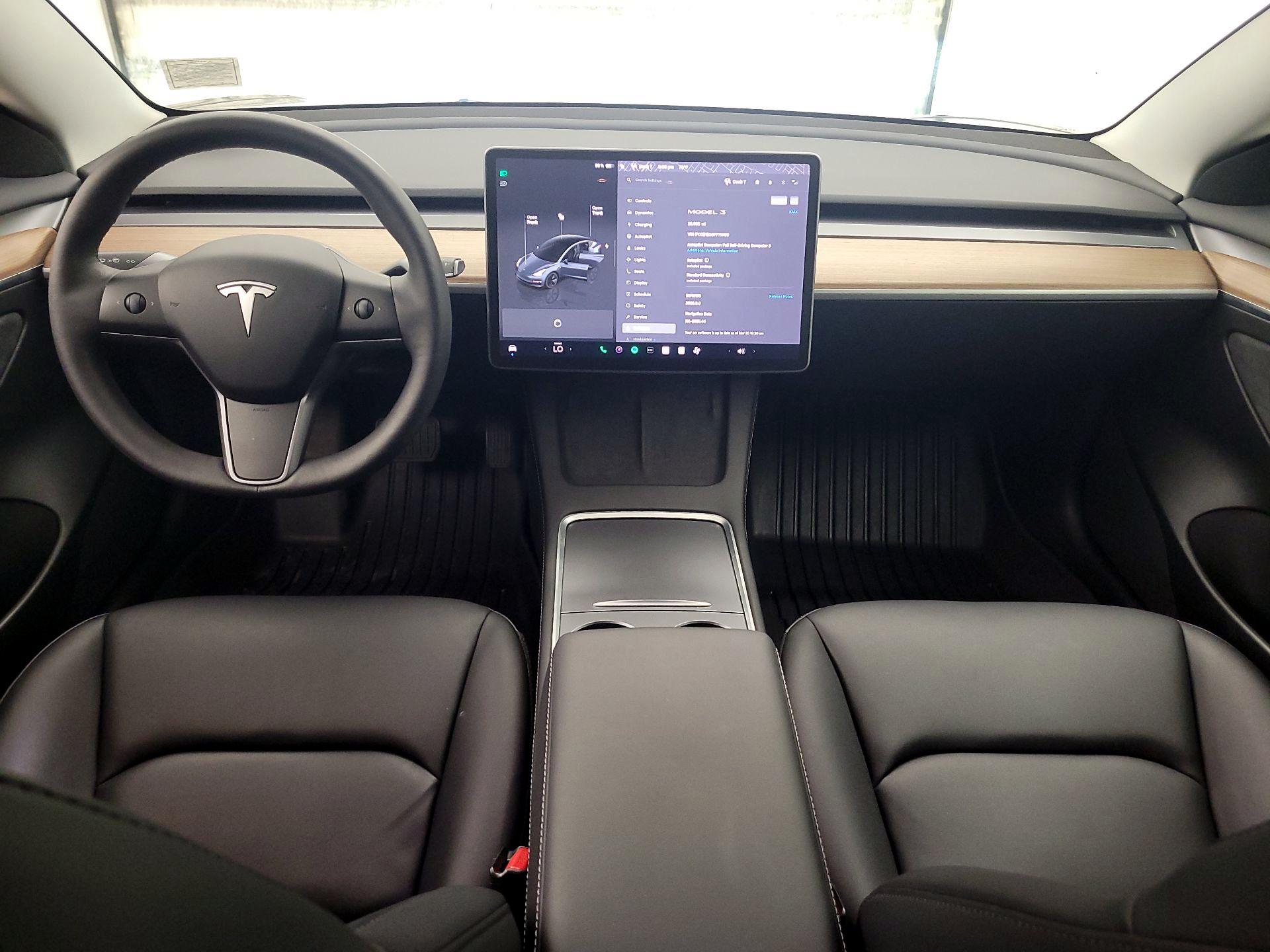 Thumbnail: 2023 Tesla Model 3 - 9