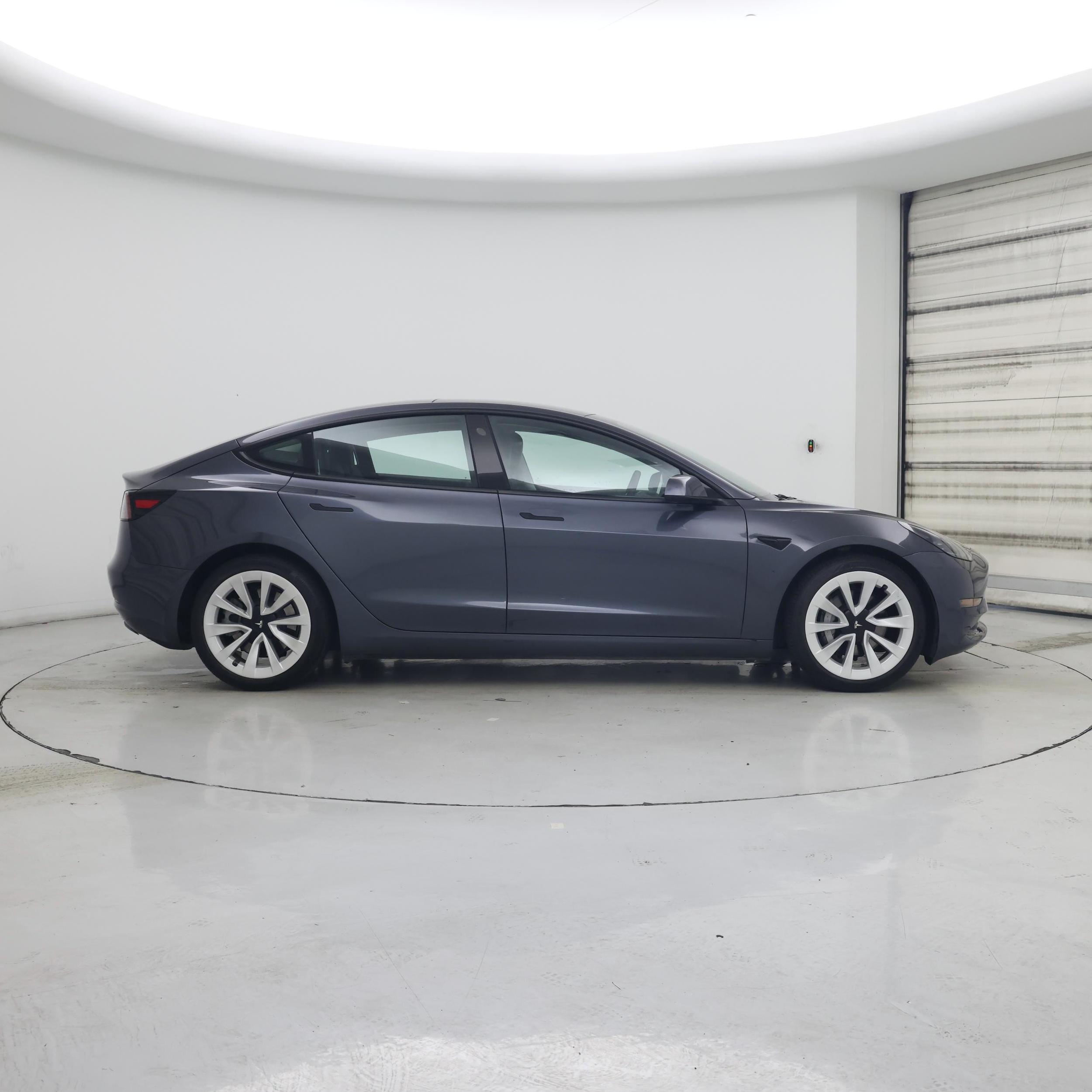 Thumbnail: 2021 Tesla Model 3 - 7