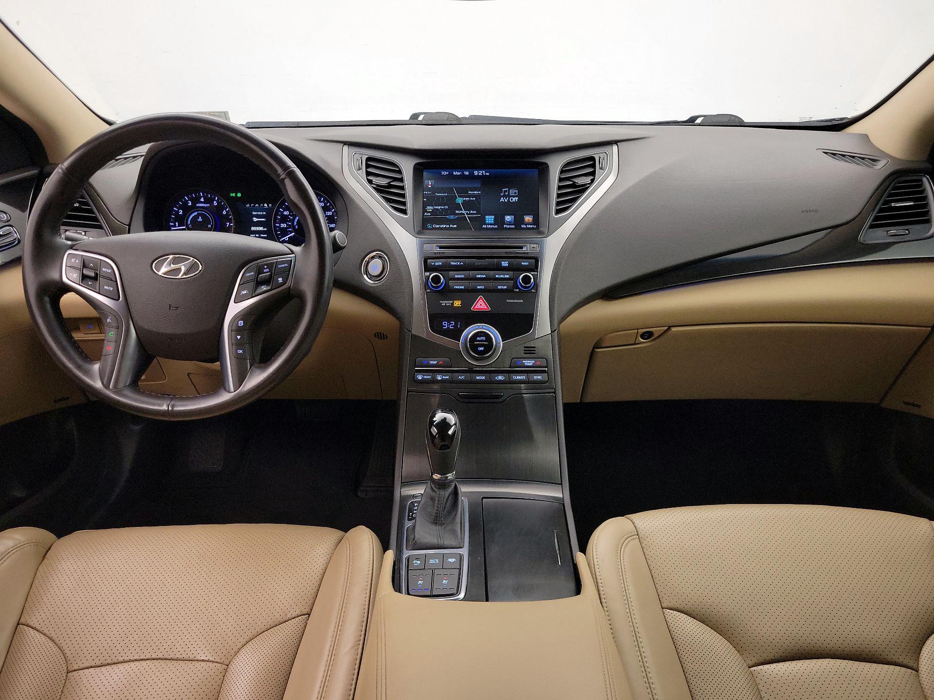 Thumbnail: 2017 Hyundai Azera - 9