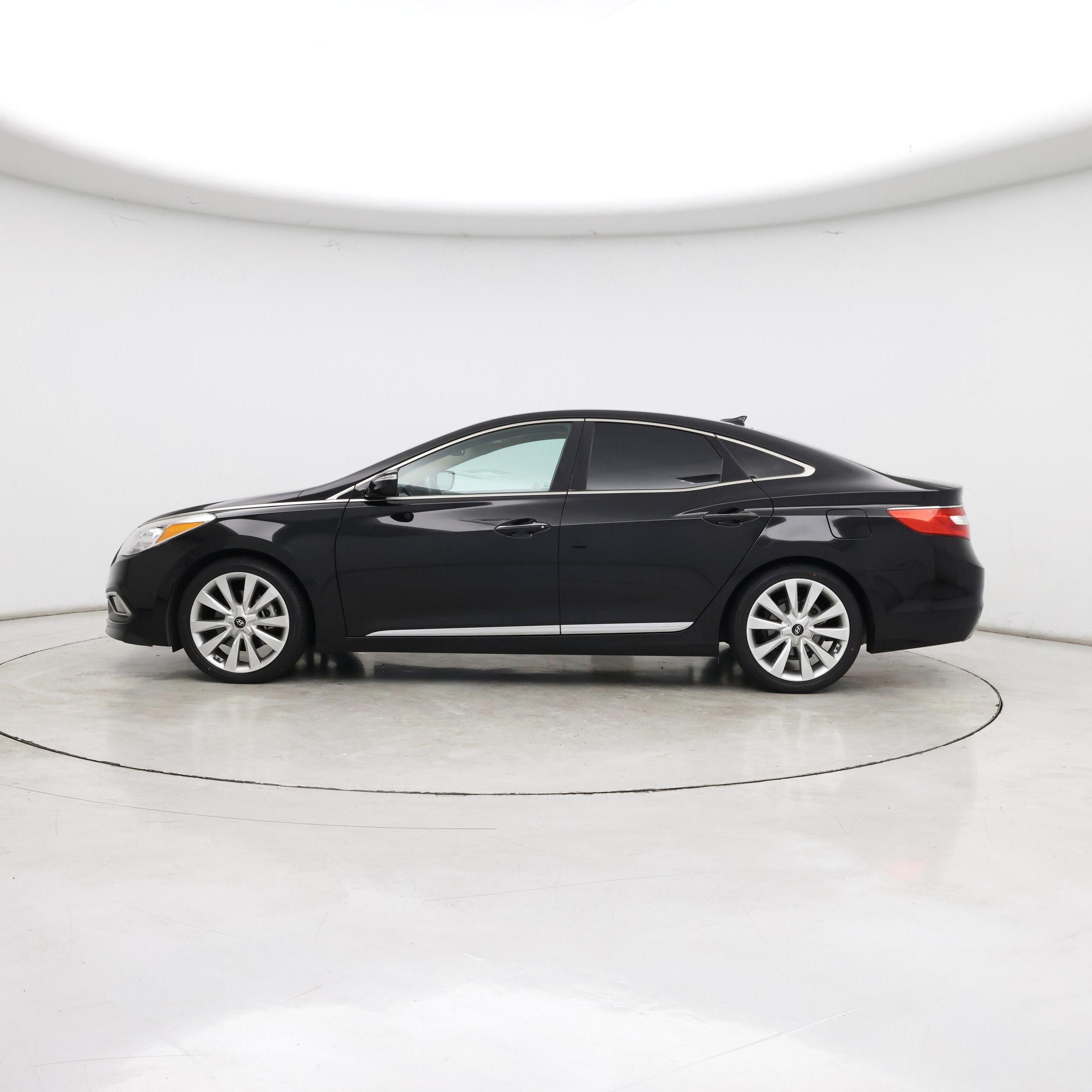 Thumbnail: 2017 Hyundai Azera - 3