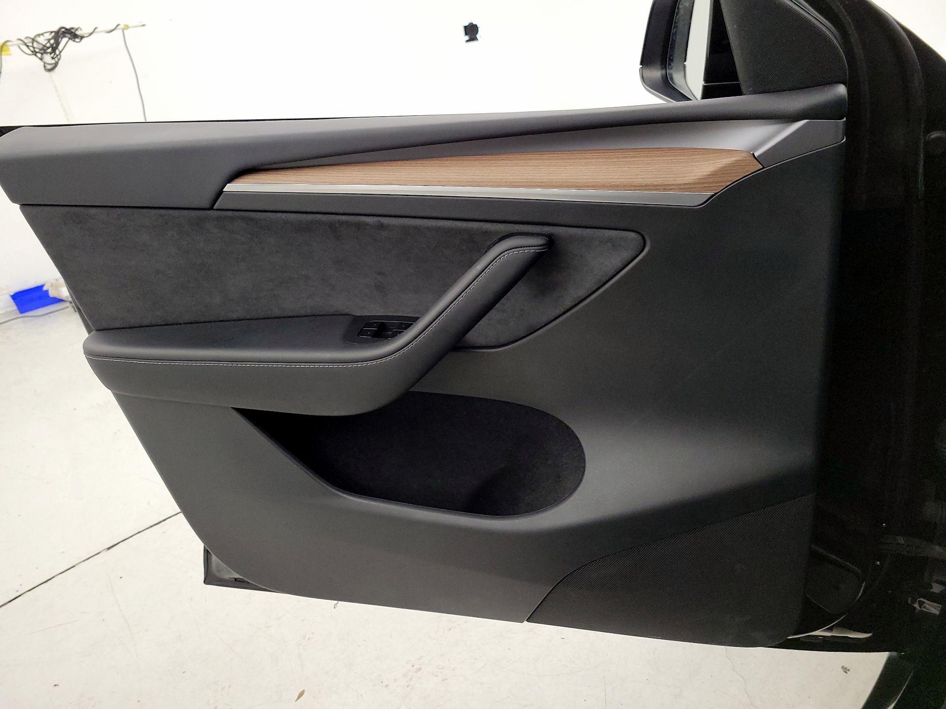 Thumbnail: 2025 Tesla Model Y - 12