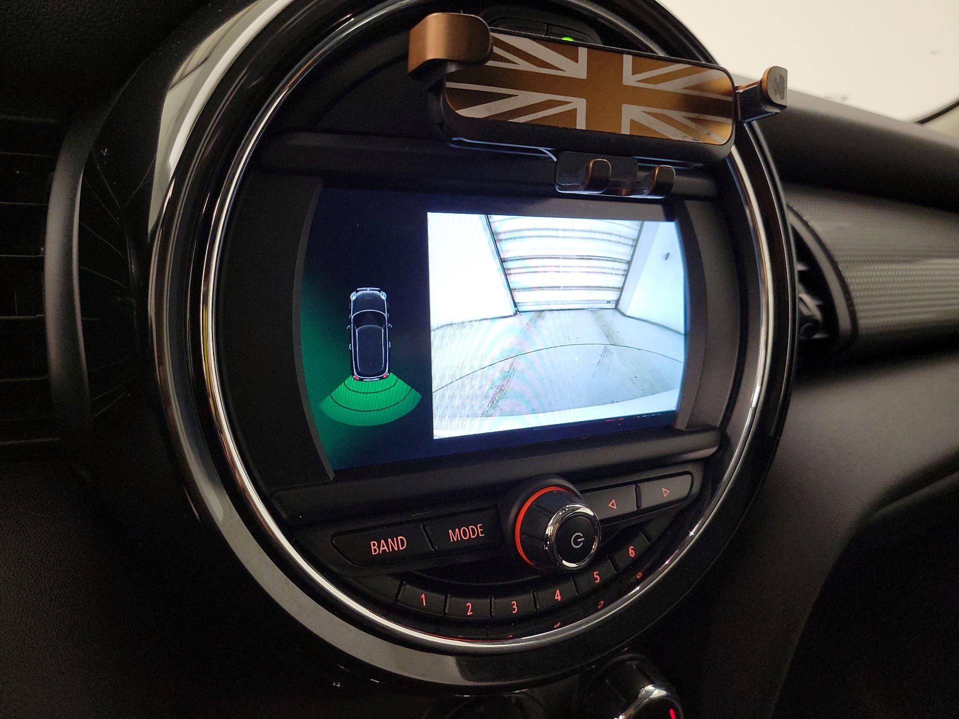 Thumbnail: 2020 MINI Cooper Hardtop - 13