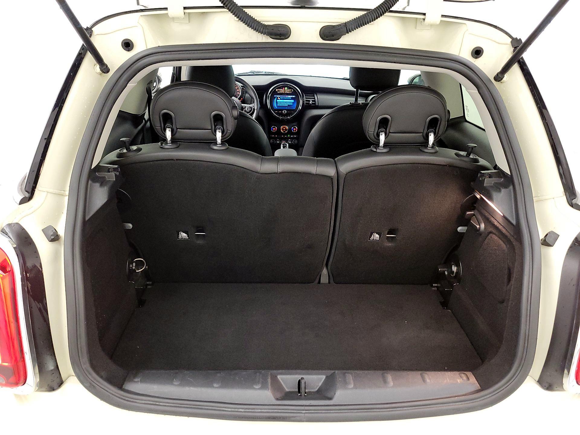 Thumbnail: 2020 MINI Cooper Hardtop - 20