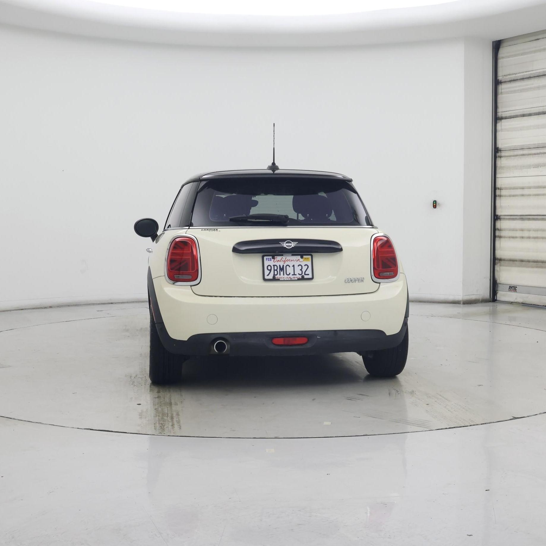 Thumbnail: 2020 MINI Cooper Hardtop - 6