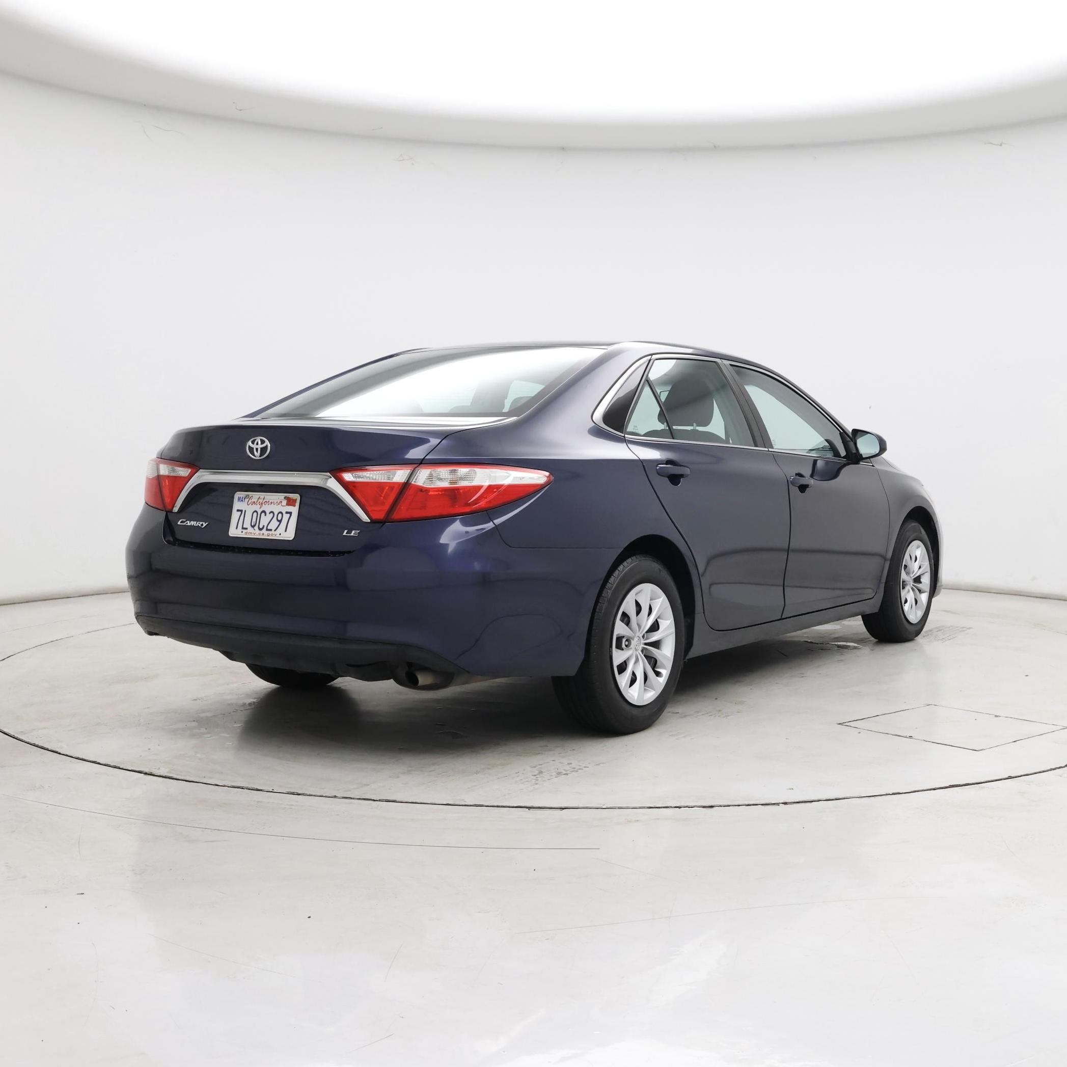 Thumbnail: 2015 Toyota Camry - 8