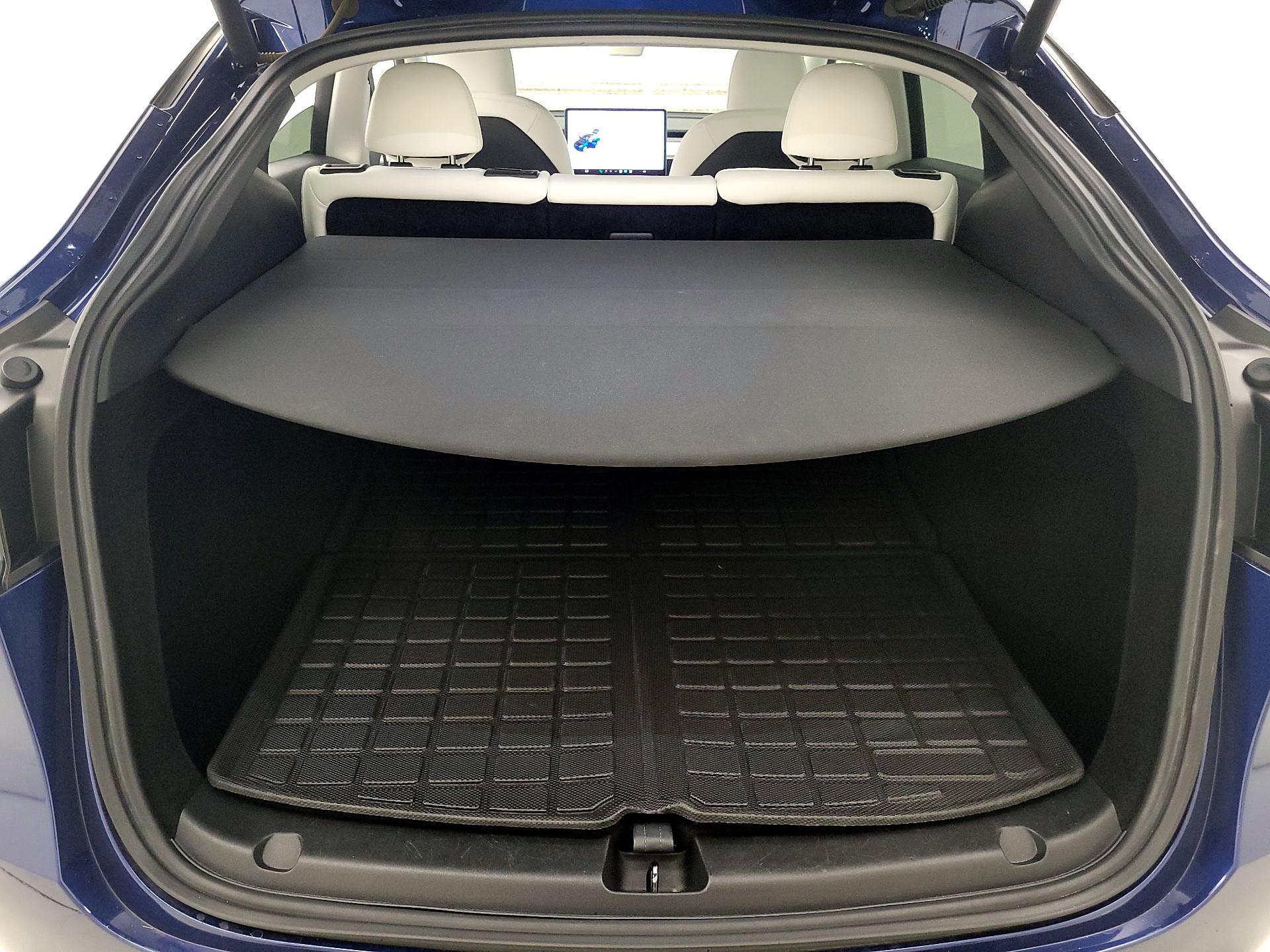 Thumbnail: 2023 Tesla Model Y - 19