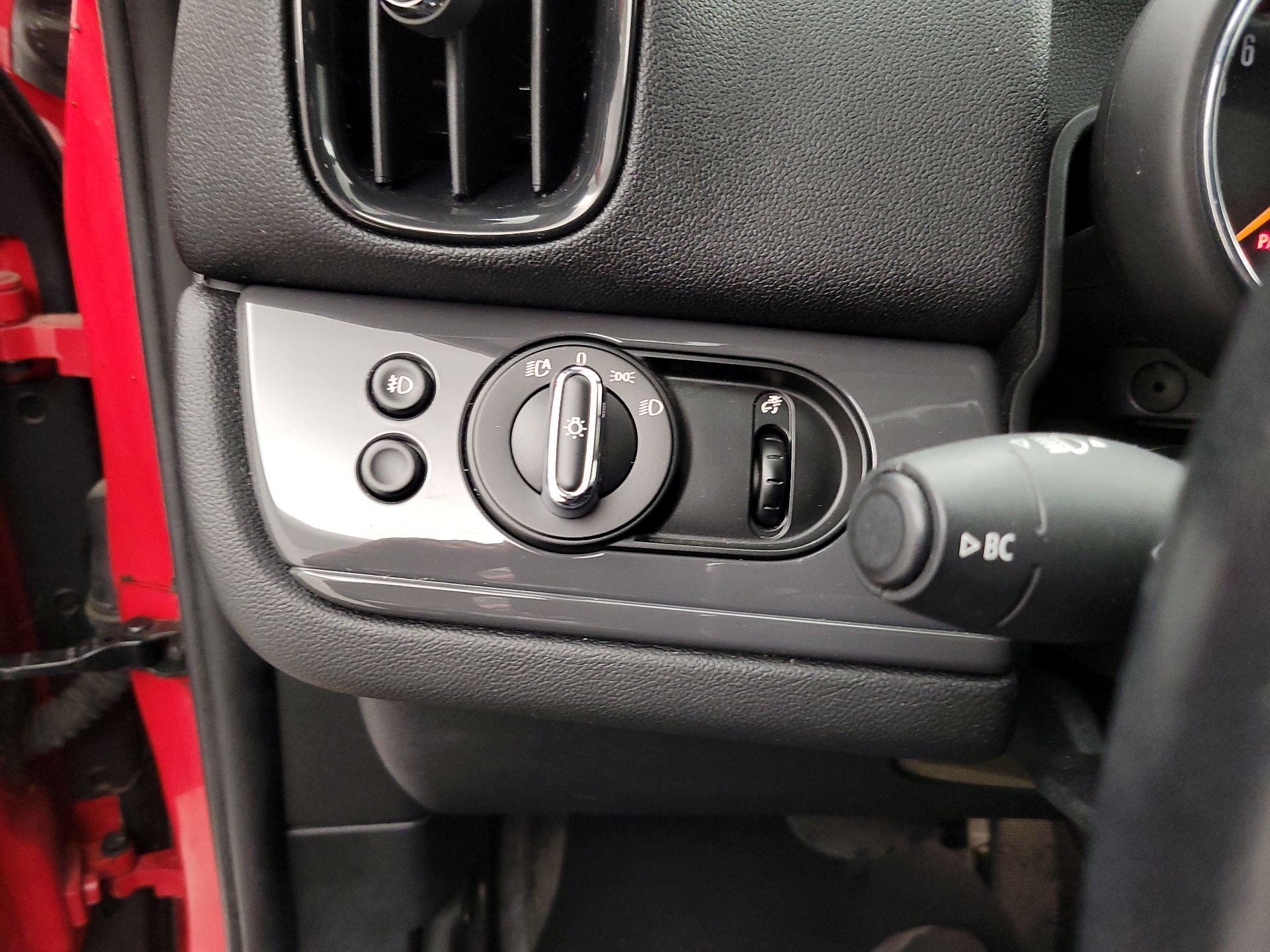 Thumbnail: 2019 MINI Cooper Countryman - 13