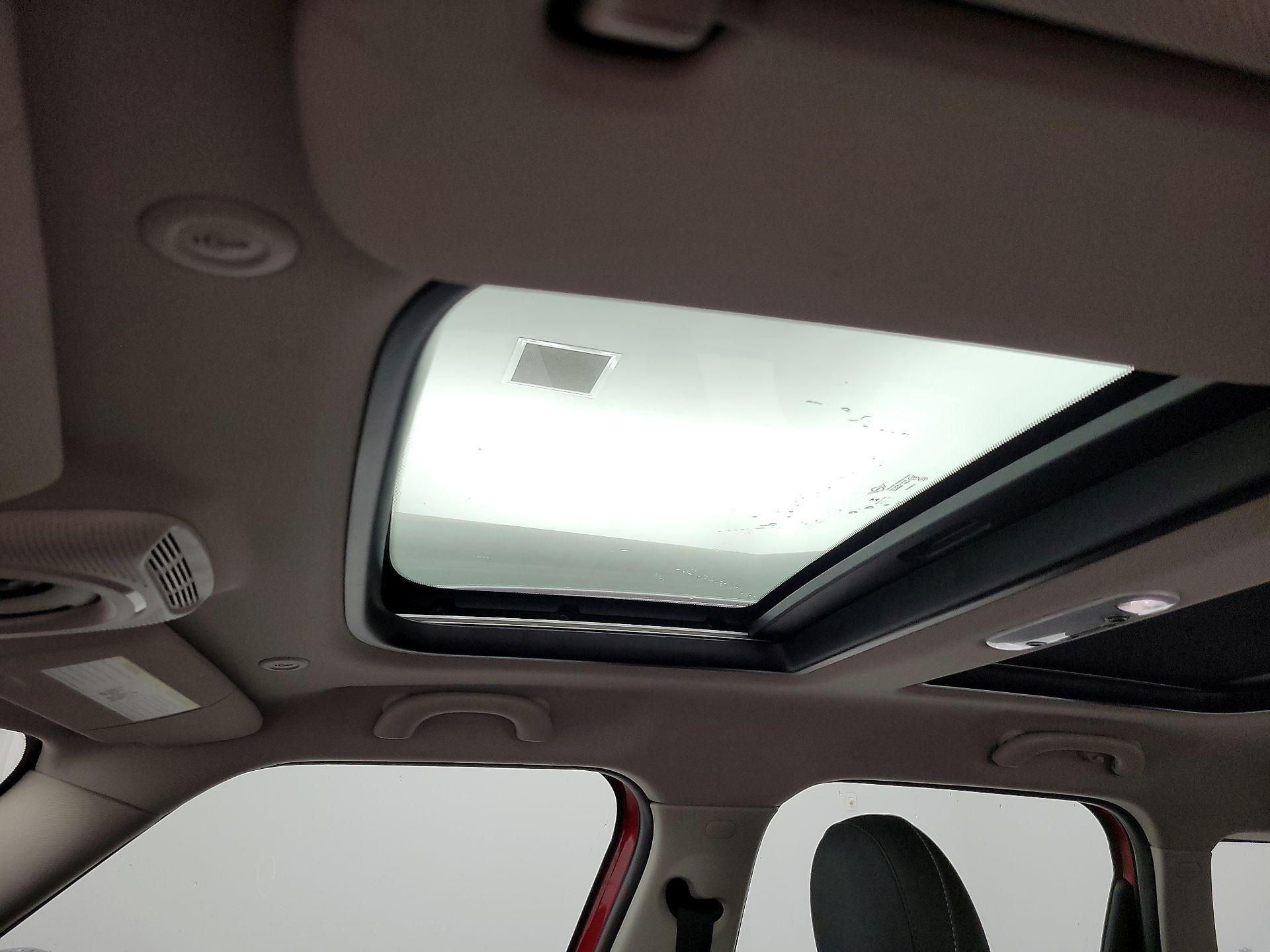 Thumbnail: 2019 MINI Cooper Countryman - 19