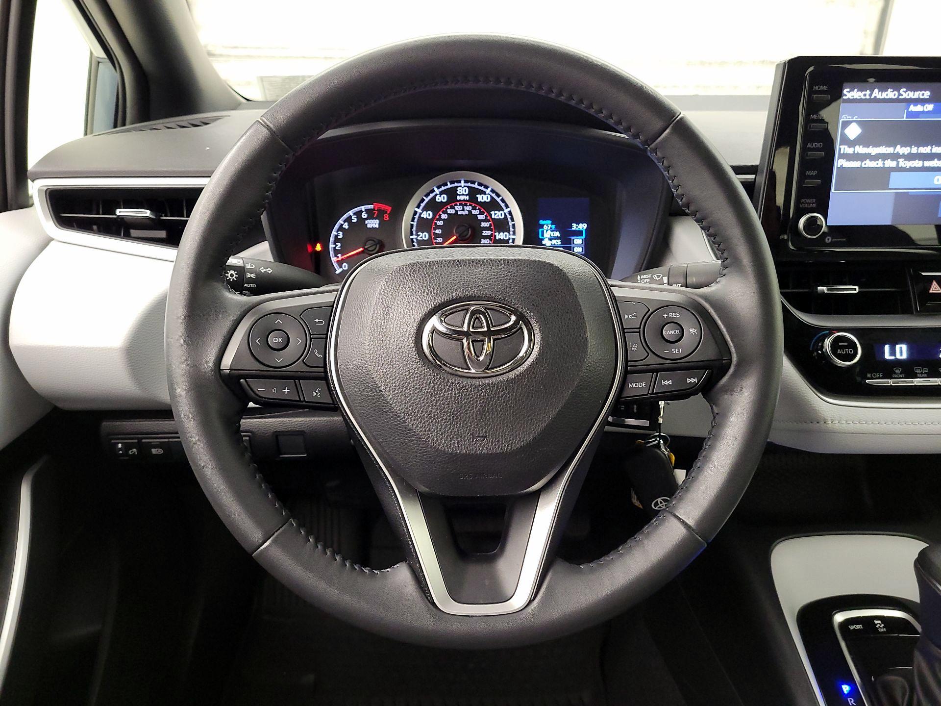 Thumbnail: 2022 Toyota Corolla - 10