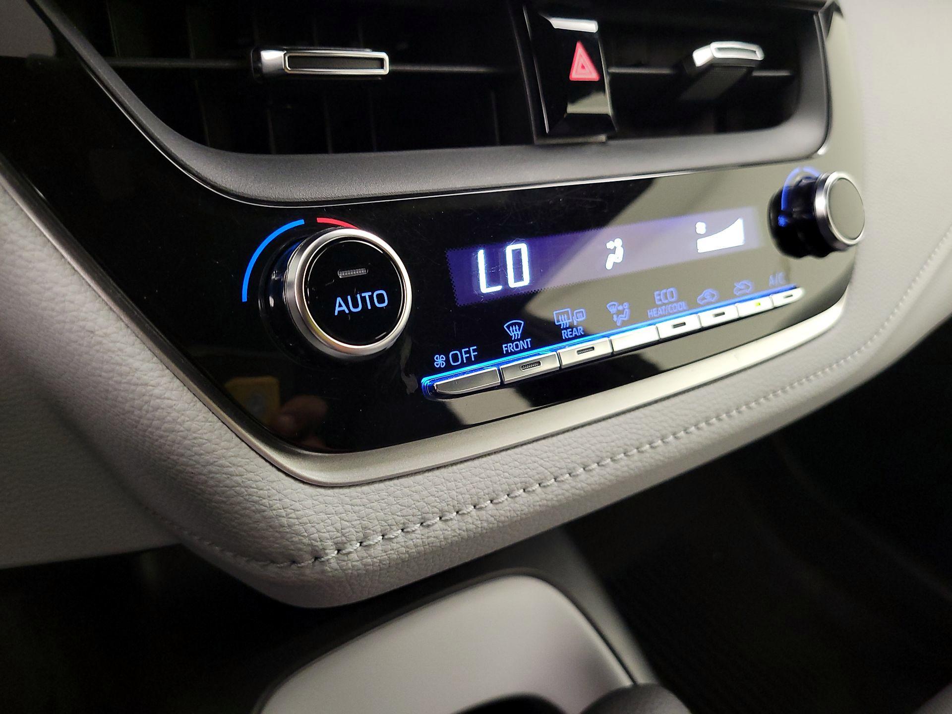 Thumbnail: 2022 Toyota Corolla - 16