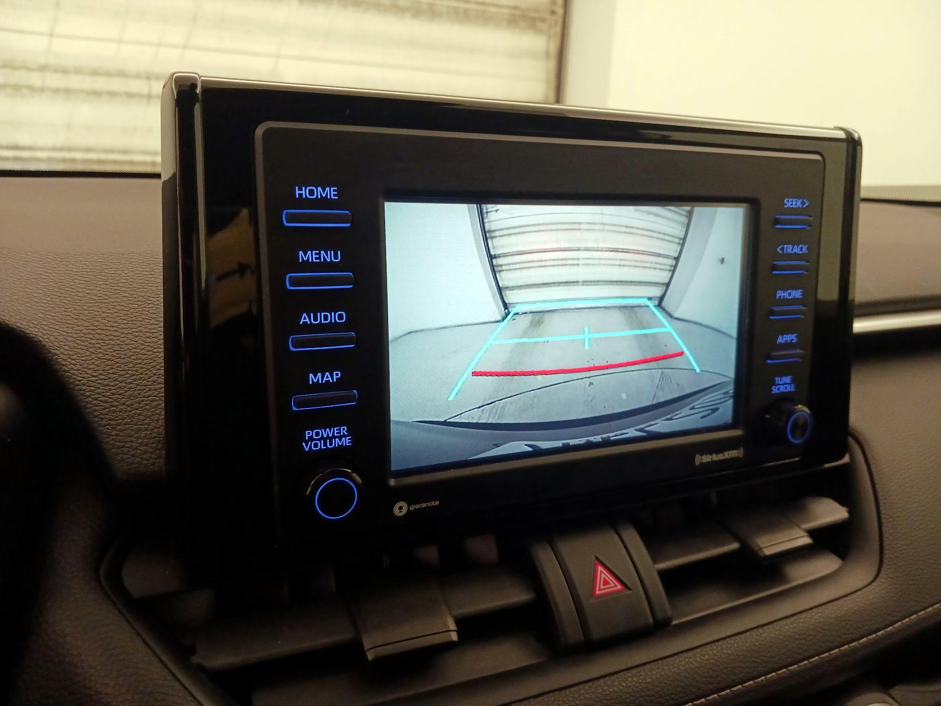 Thumbnail: 2020 Toyota RAV4 - 14