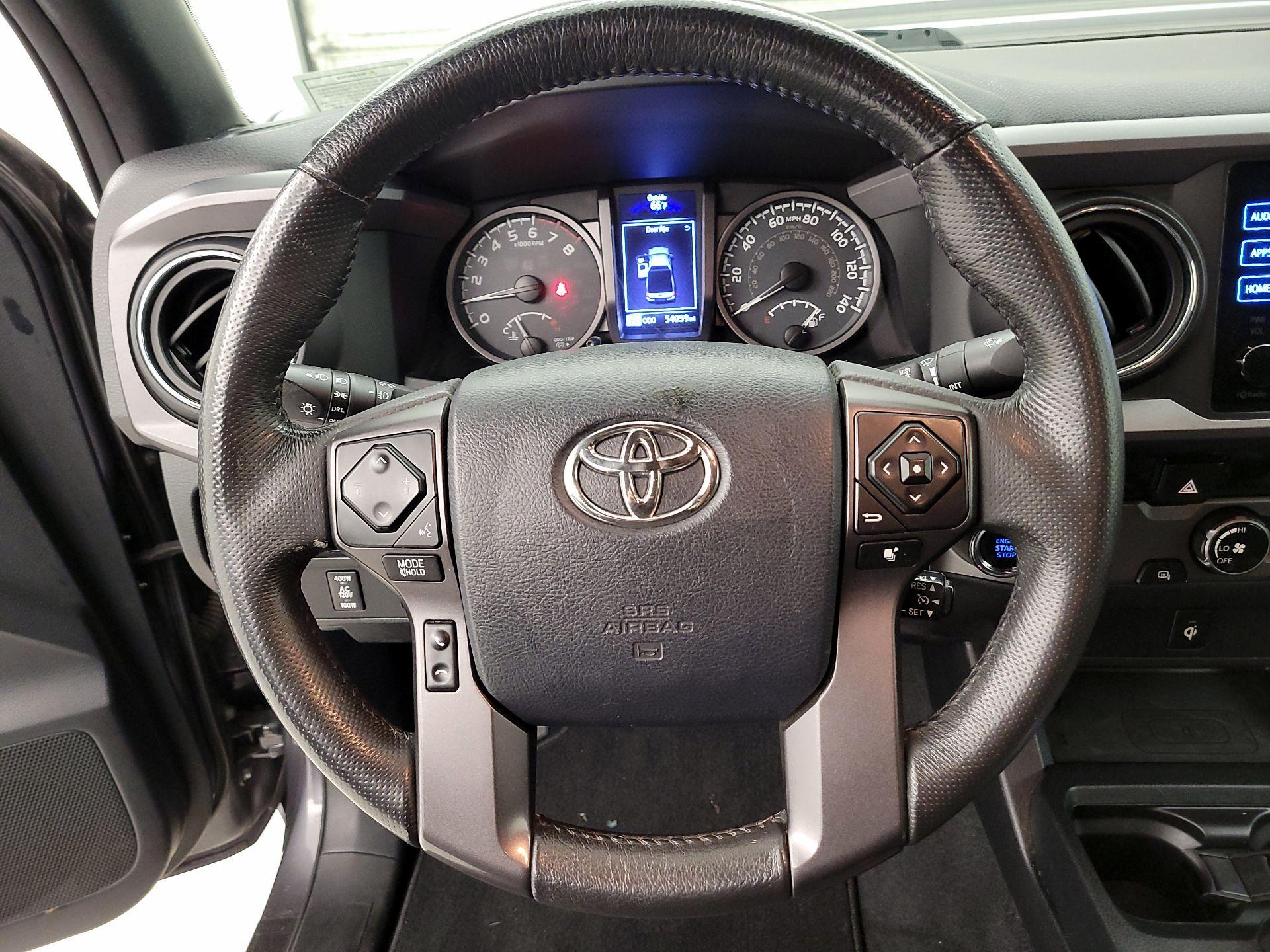 Thumbnail: 2017 Toyota Tacoma - 10