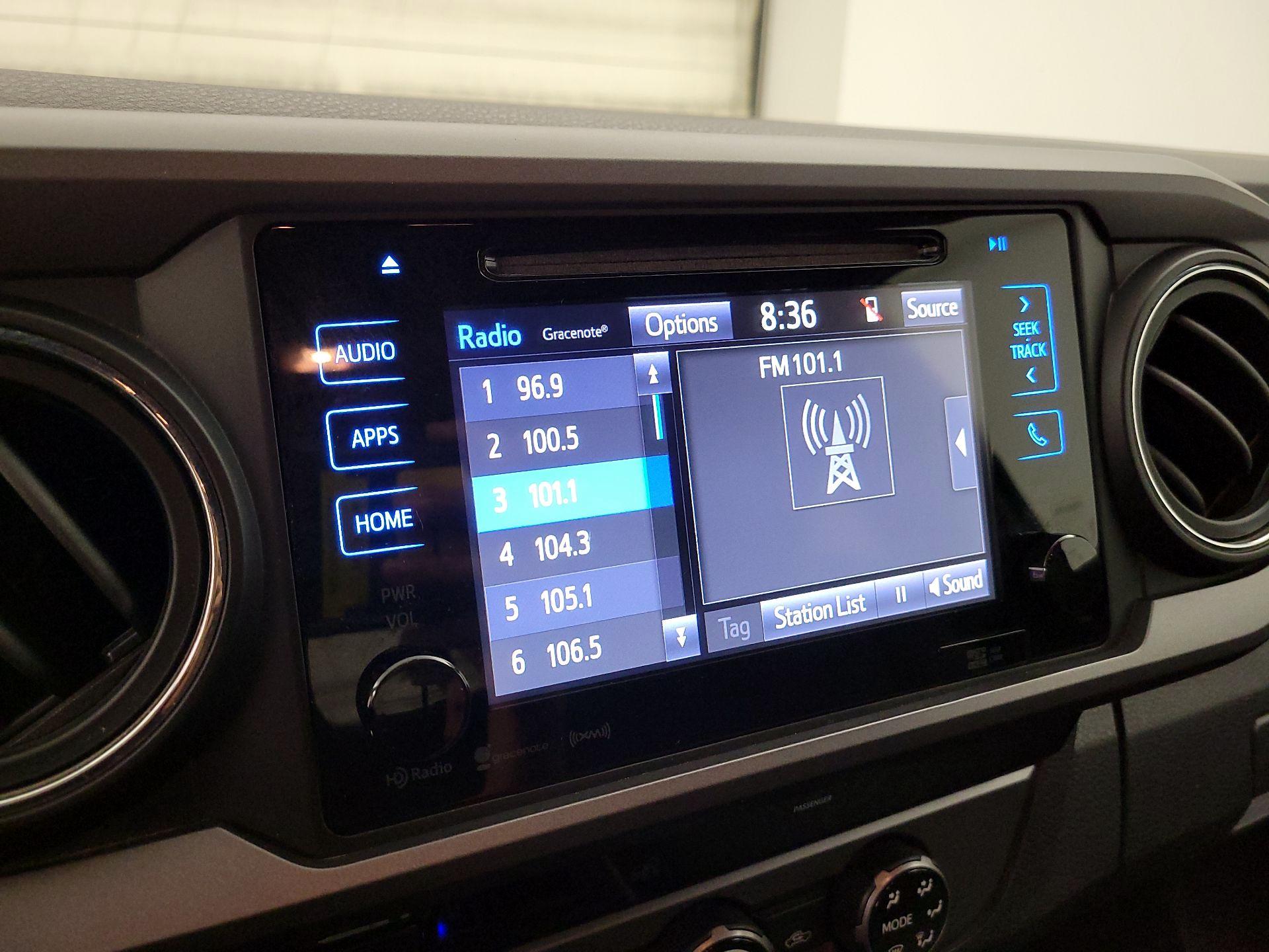 Thumbnail: 2017 Toyota Tacoma - 14