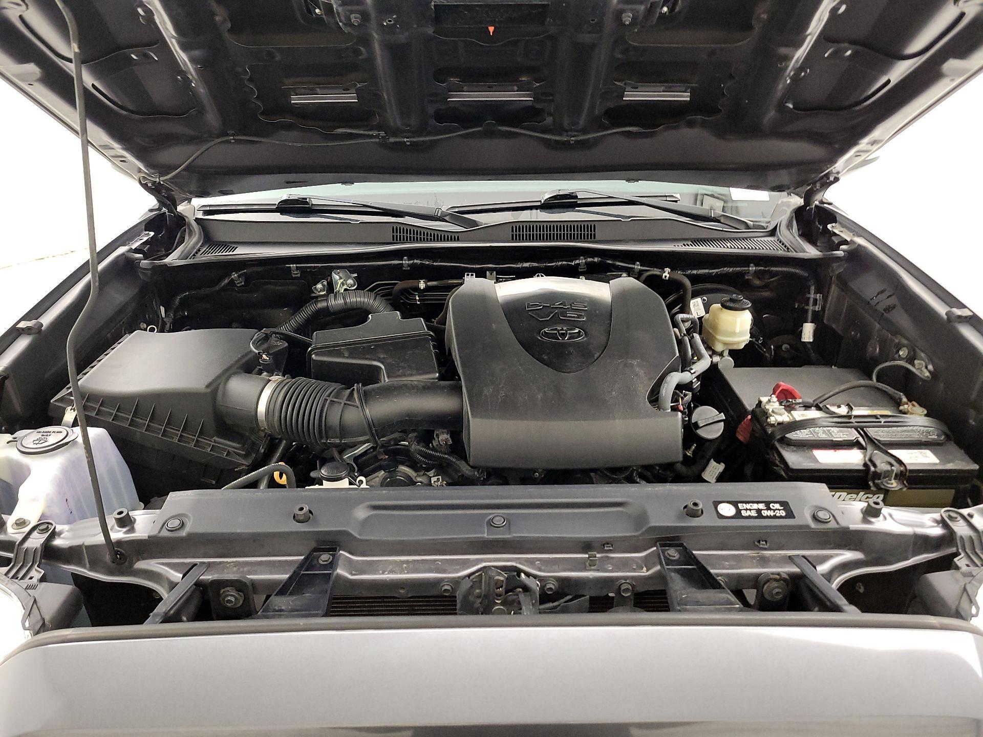 Thumbnail: 2017 Toyota Tacoma - 19